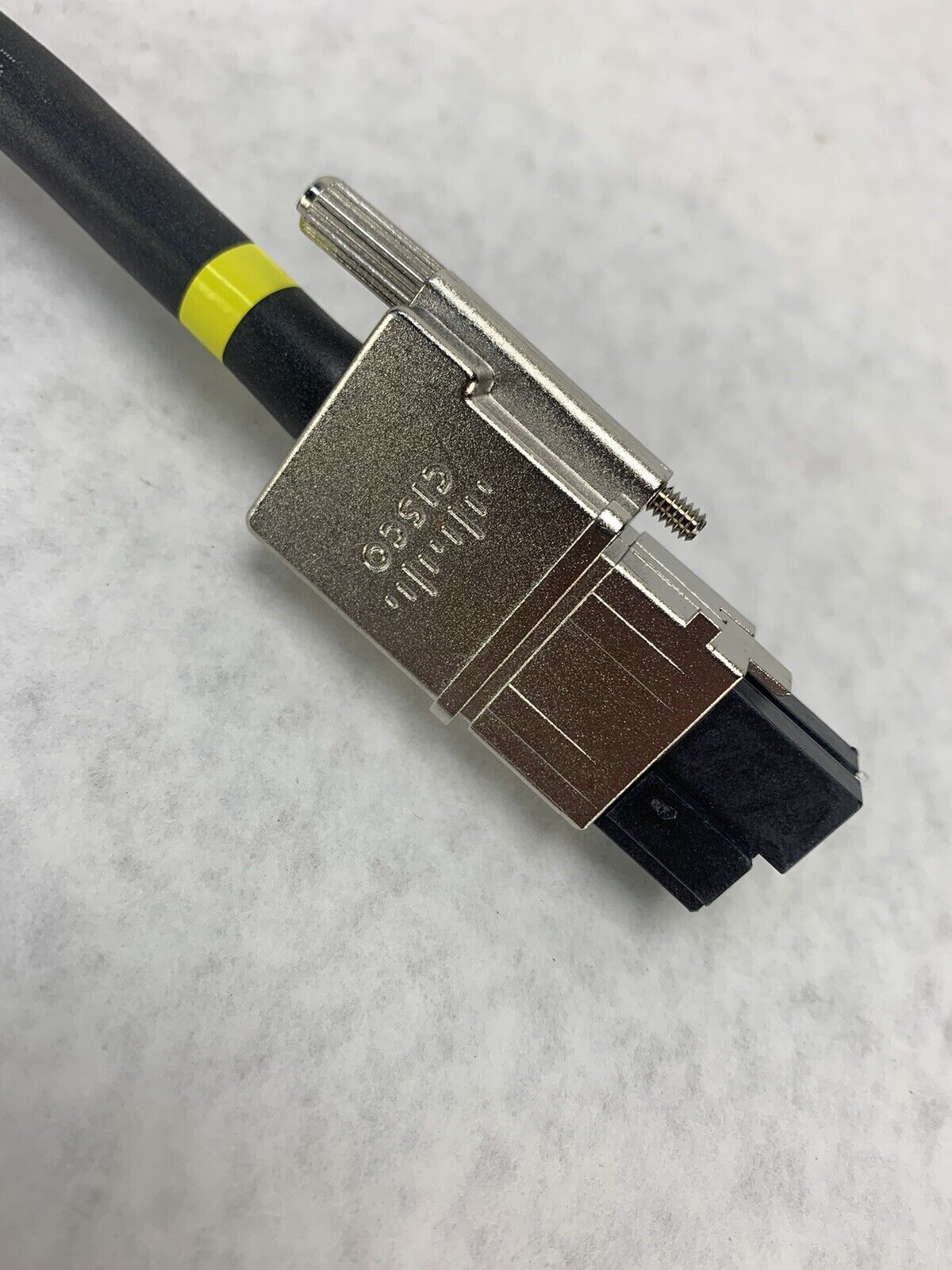 Cisco Catalyst Power Stacking Cable 37-1122-01 Rev A0