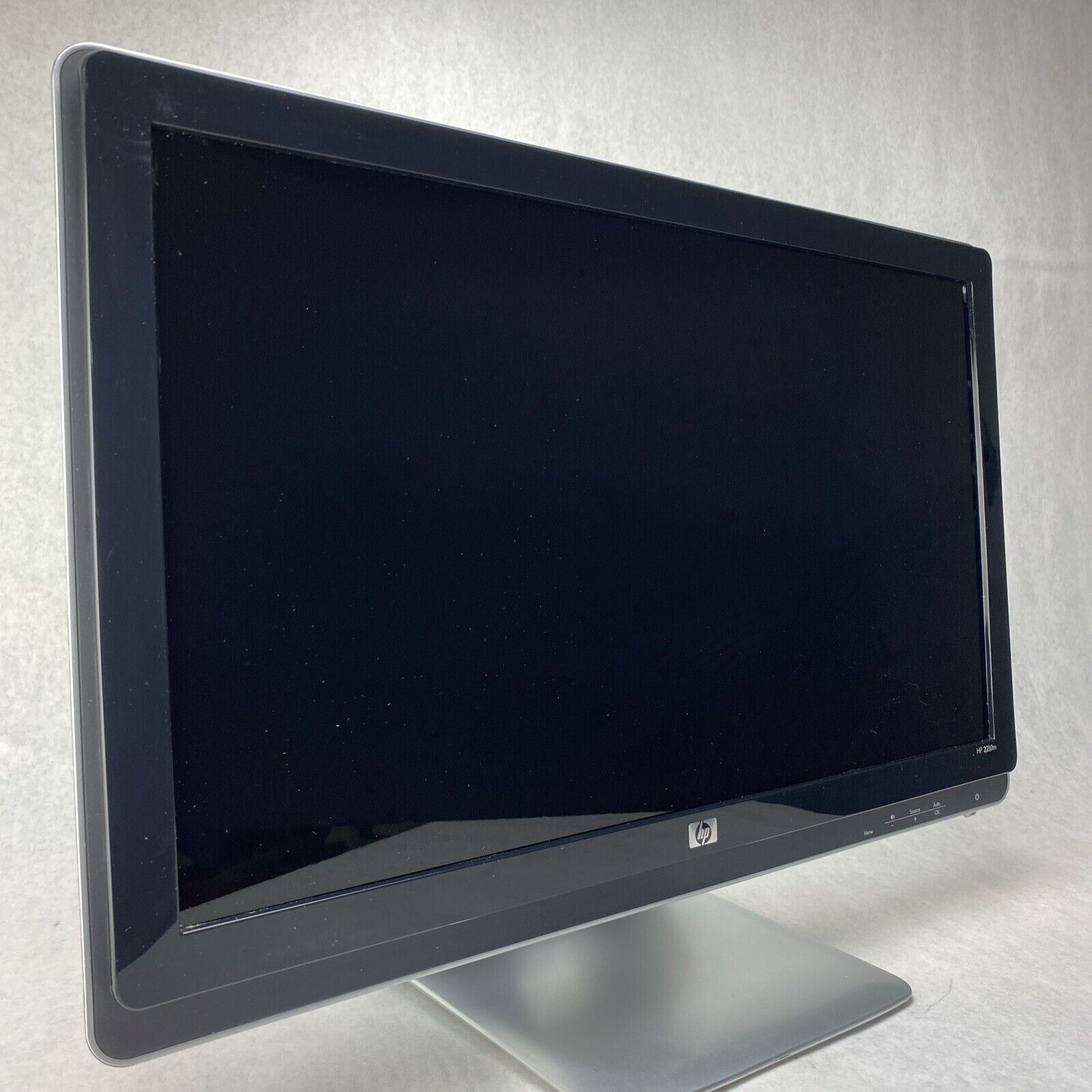 HP 2210m 21.5" Monitor WB988A Grade B Stand and Power Cord Included