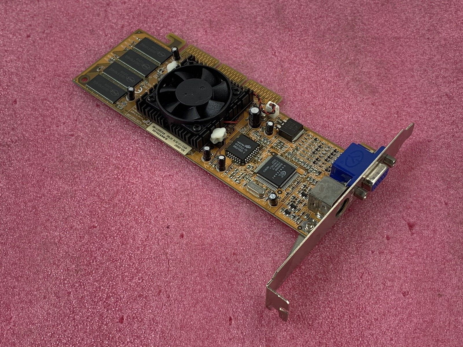 nVidia MVGA-NVG11AM(400) 64MB S-Video VGA video graphics card