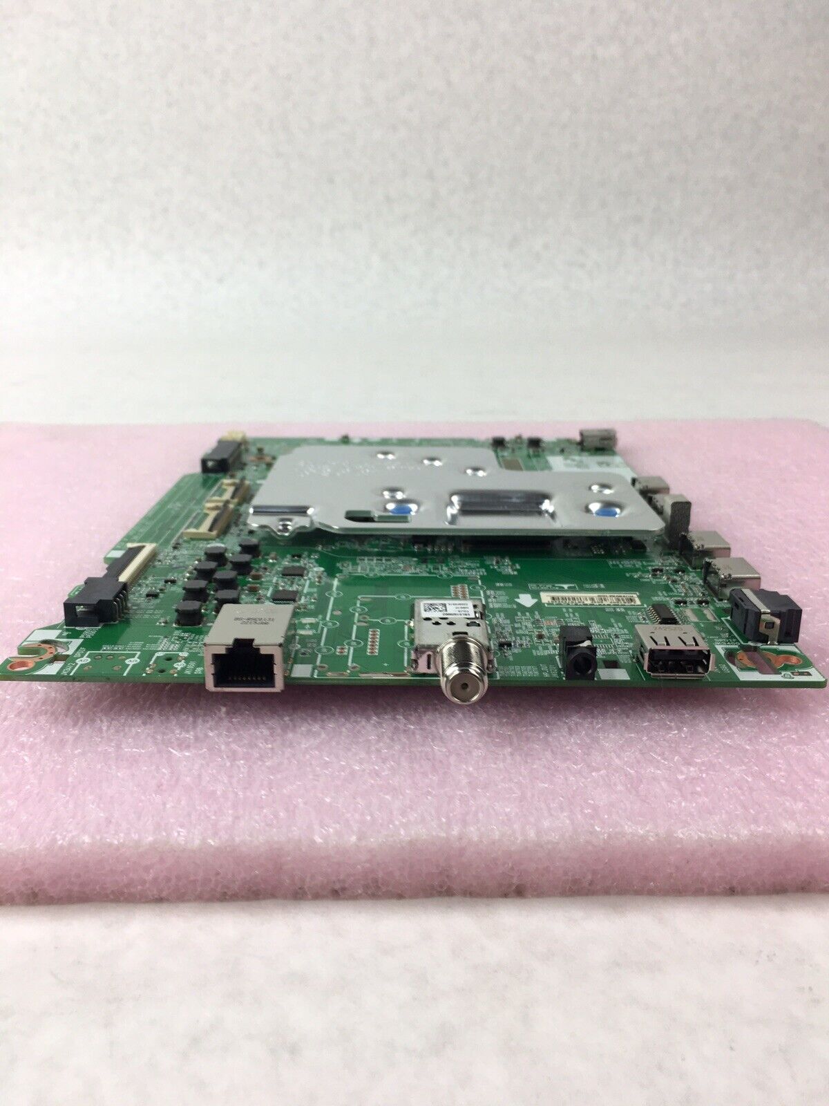 LG TV Main Board For 86UNED80UQA EAX69763506