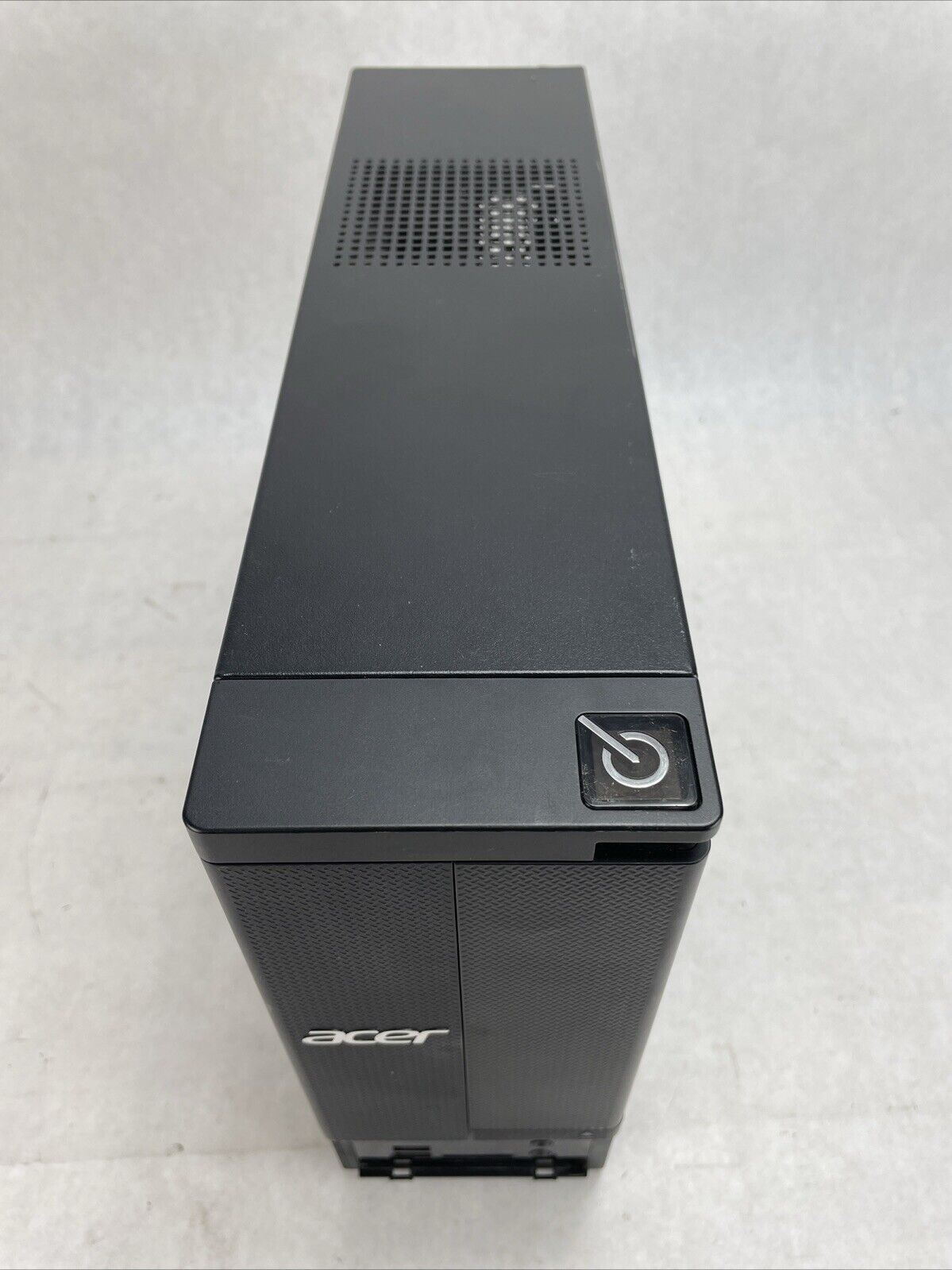 Acer Aspire X1420 SFF AMD Athlon 2 x4 645 3.1GHz 4GB RAM No HDD No OS