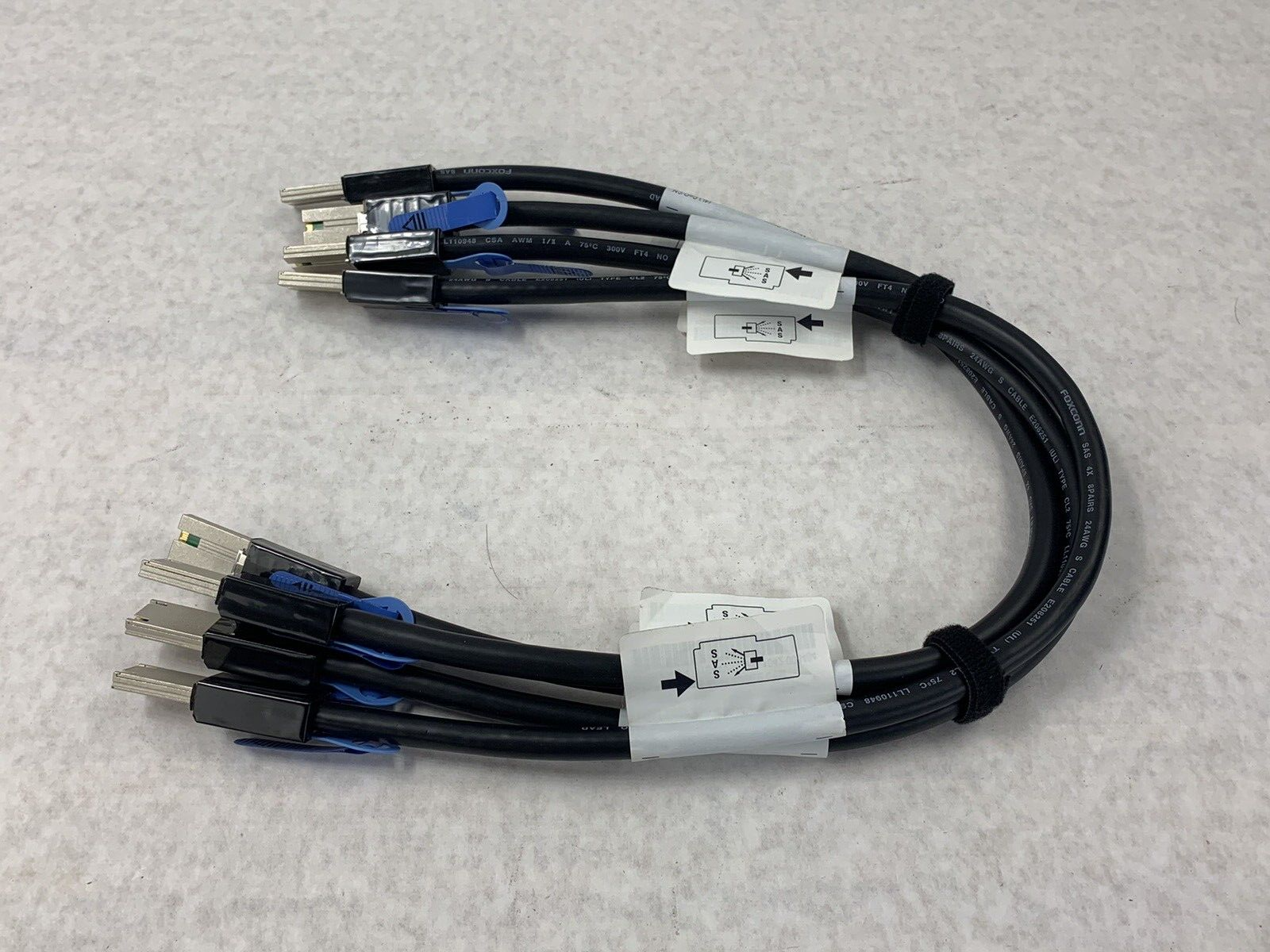 Lot of 4 IBM 44V5132 SAS 4x AT Cable 0.6M