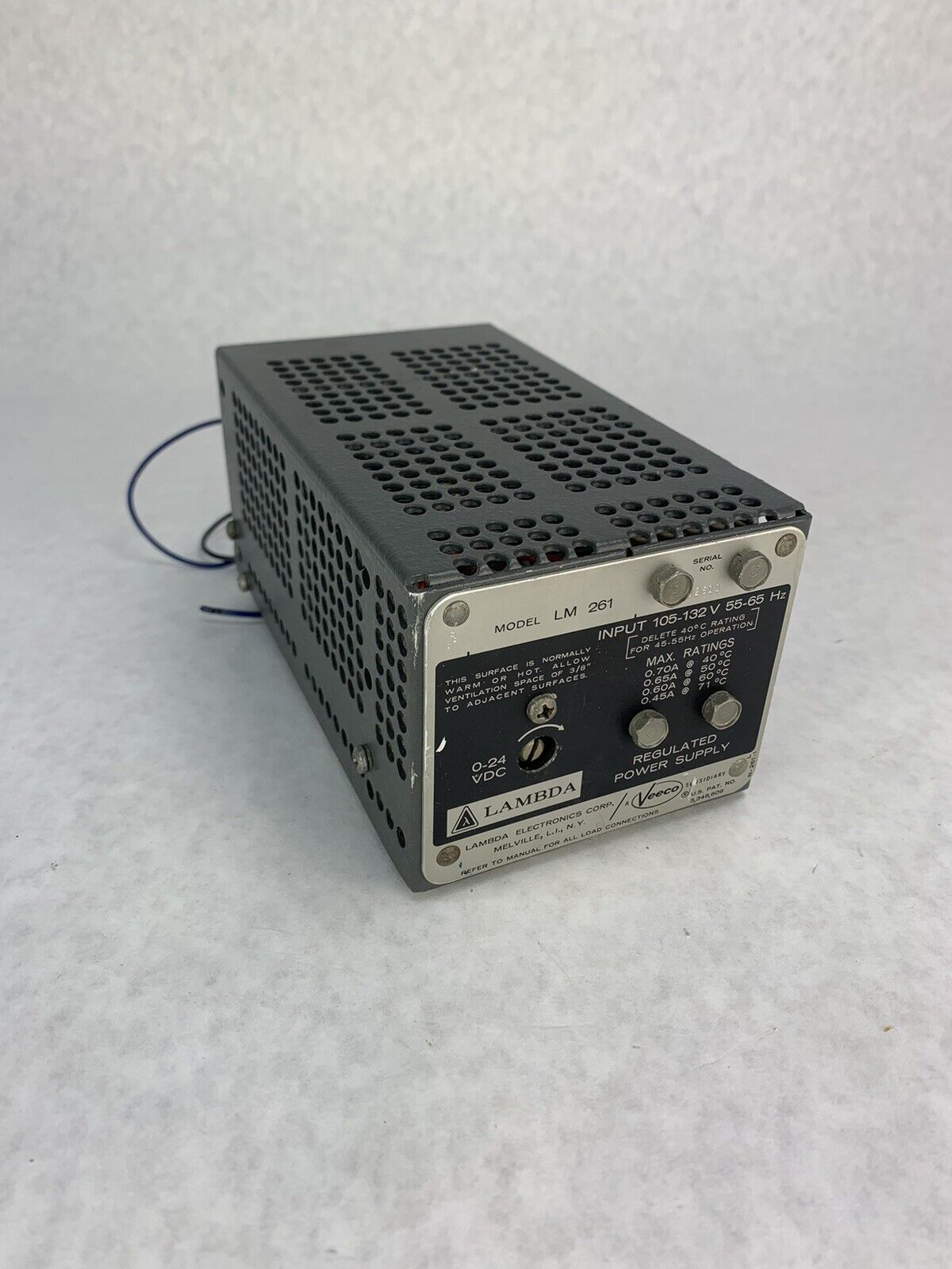 Lambda Regulated Power Suppy 0-24 VDC-INPUT 105-132V 55-65HZ Model LM 261