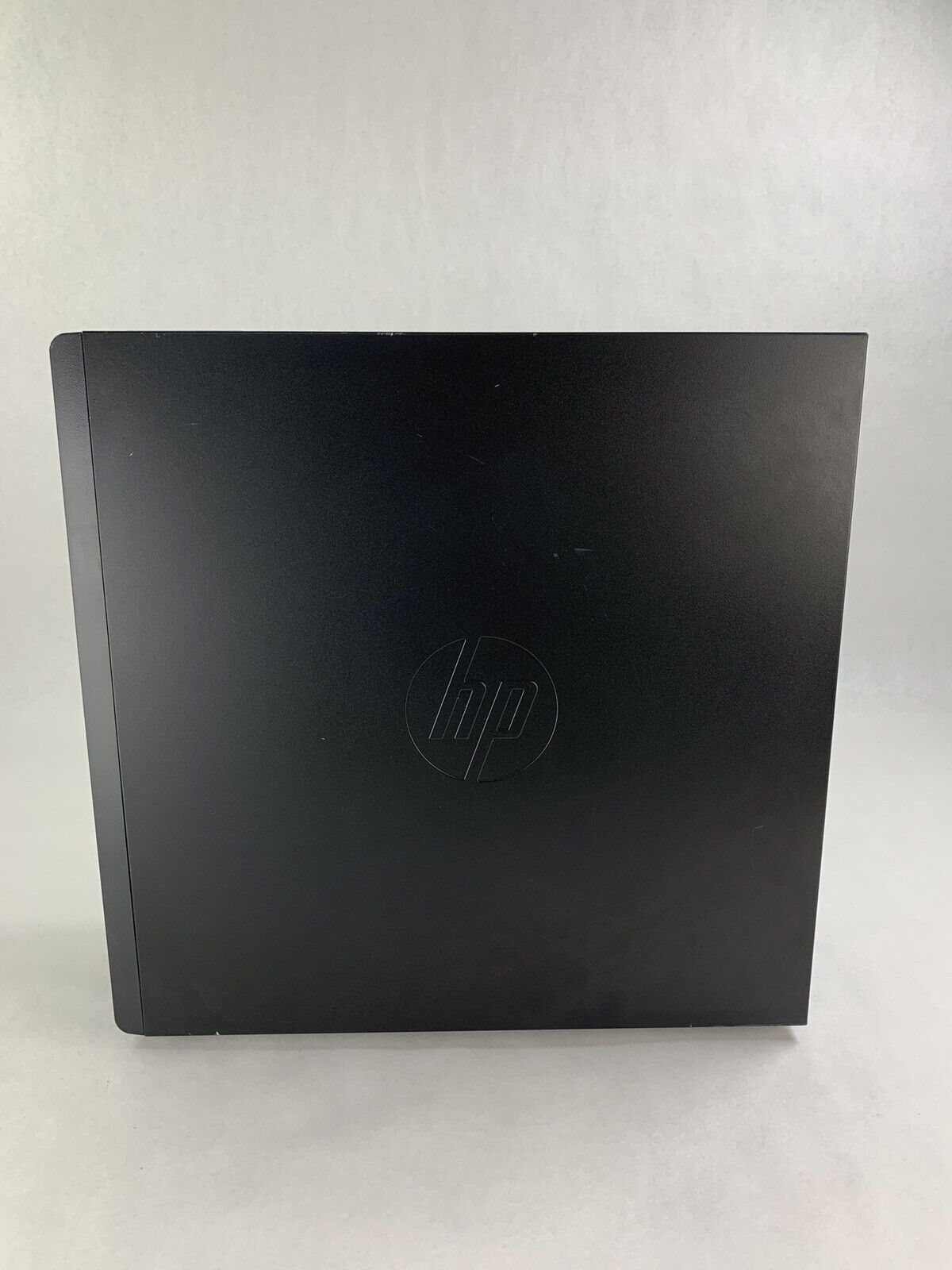 HP Z440 Workstation E5-1650v4 3.6 GHz 16 GB RAM Quandro K5200 No OS No HDD