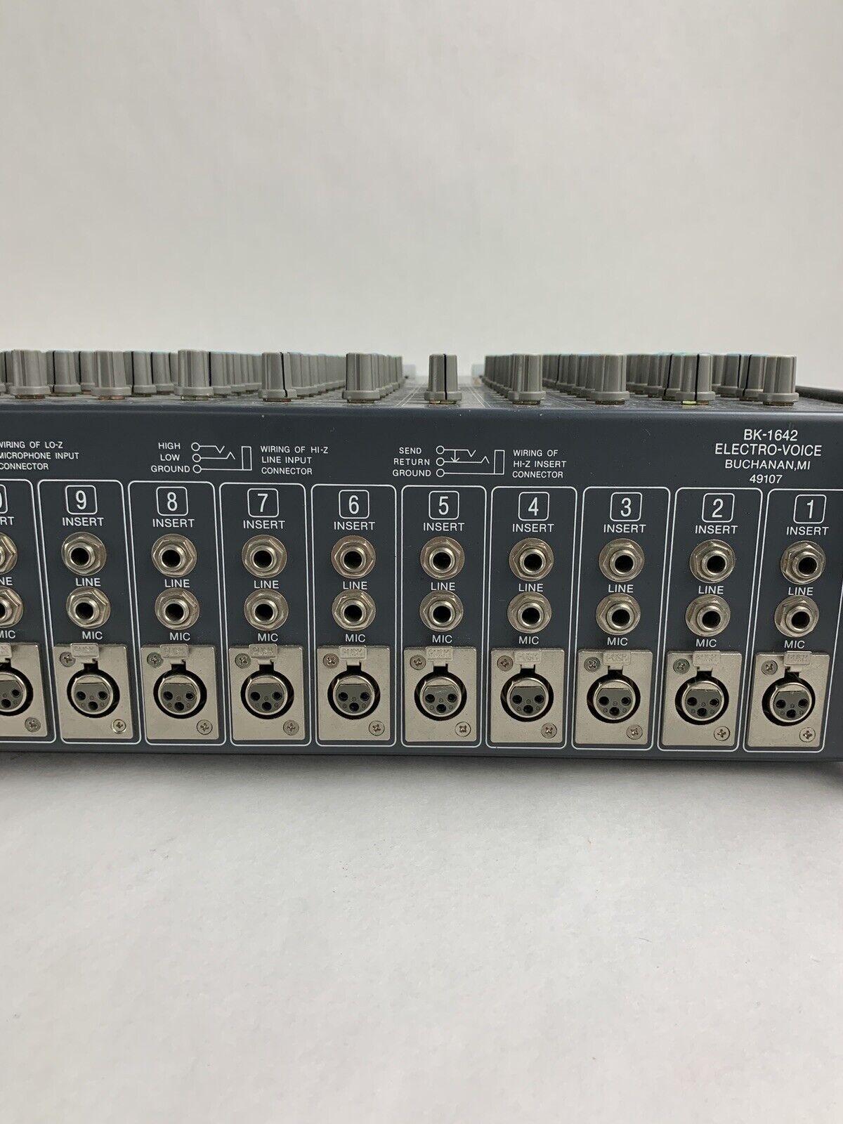 EV Electro Voice BK-1642 16-Channel Pro Stereo Mixer Tested w/ Bad Meters