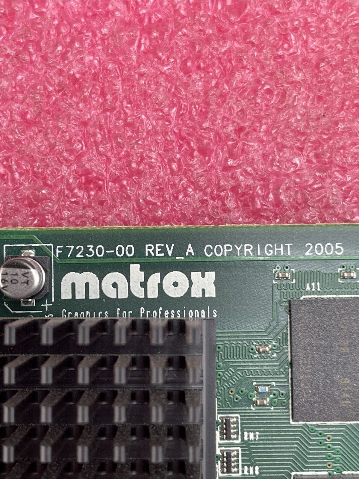 Matrox MGI G55-MDDE32LPDF G550 PCIe Graphics Card F723-00 REV A