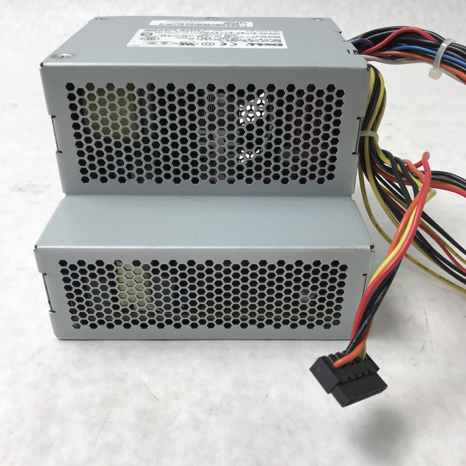 Dell KC672 240V 24-Pin 60Hz 8.0A 220W Desktop Power Supply N220P-00 0KC672