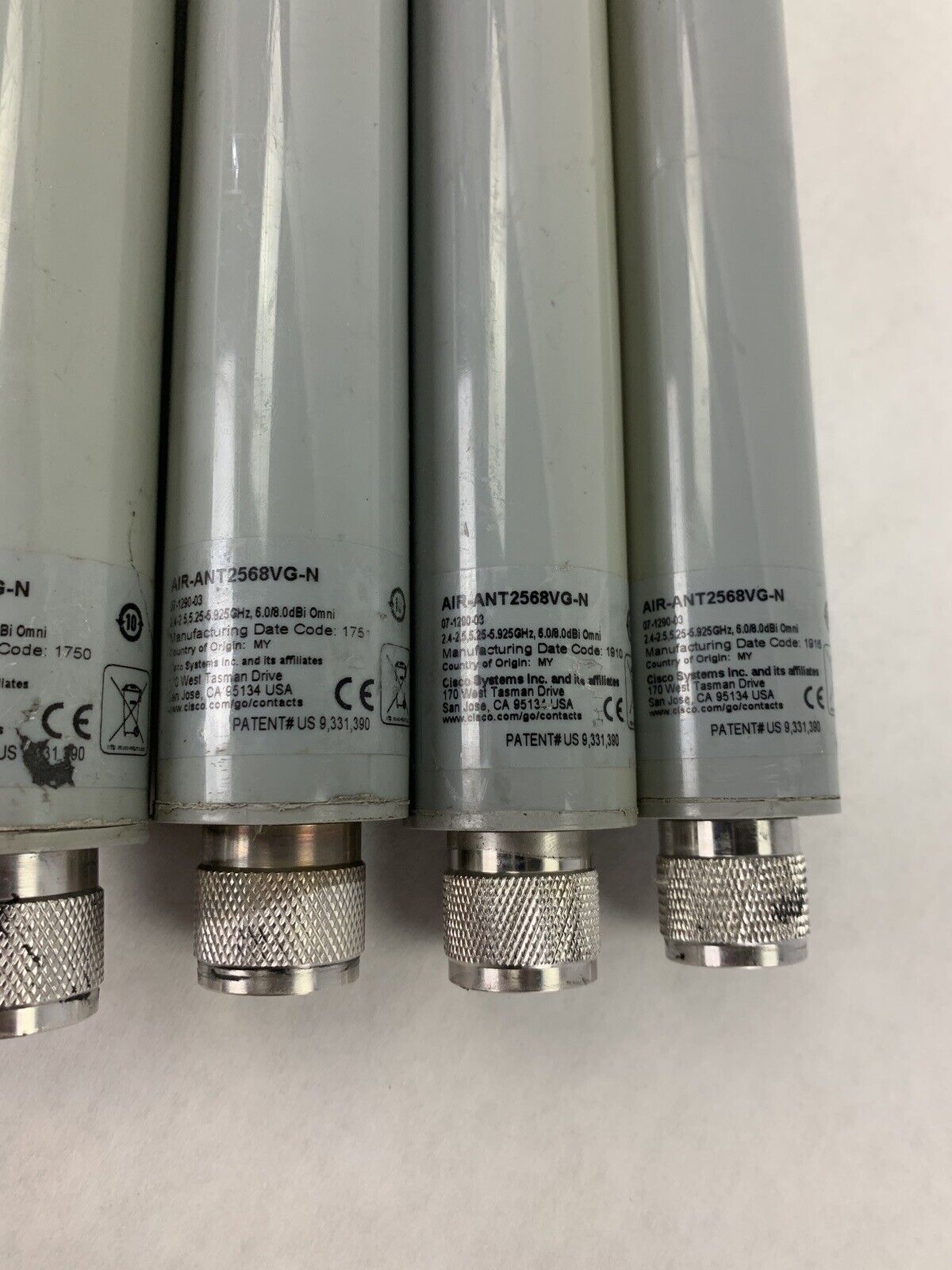 Lot of 4 Cisco  Aironet Dual-Band  AIR-ANT2568VG-N 2.40 GHz 8 dBi Wireless Data