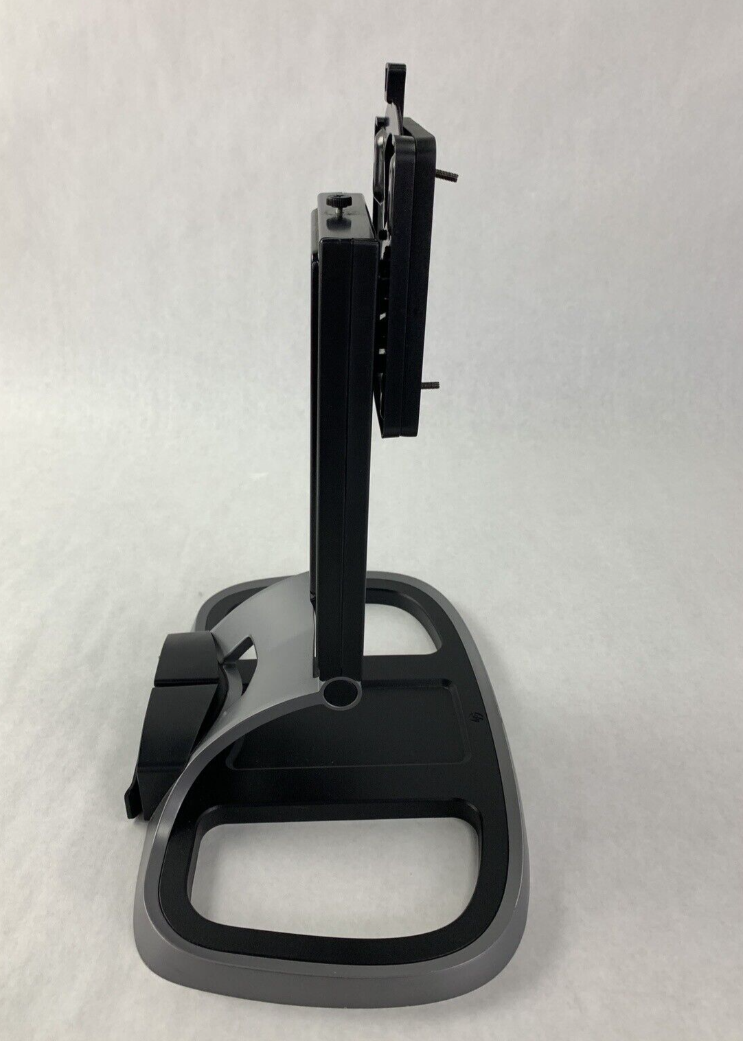 HP Integrated Work Center Stand for ProDisplay Monitor 737952-001 w/Mounts