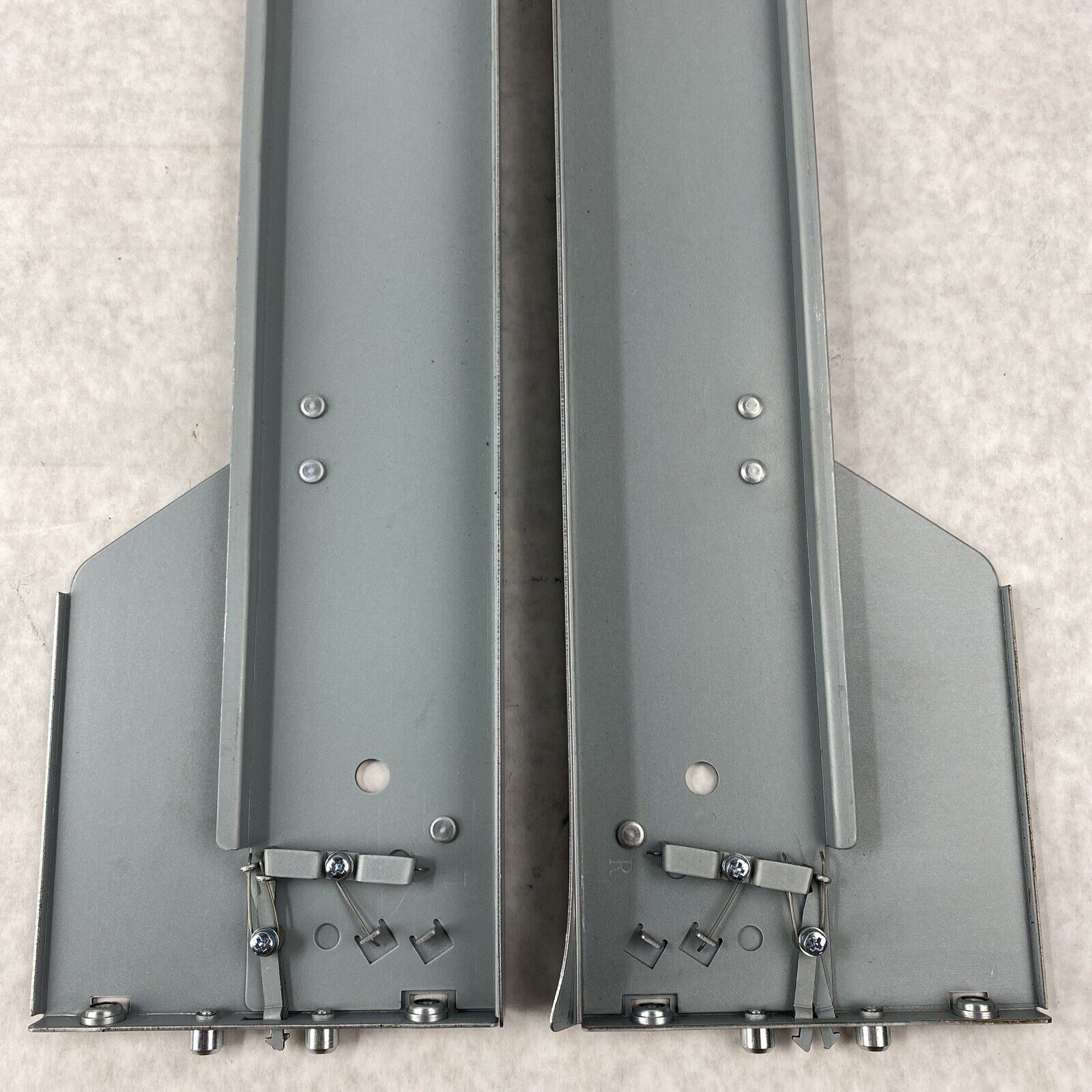 HP 7041150 Rail Set for Storageworks 30/50/1000 7462839-03 (L) + 7462839-04 (R)