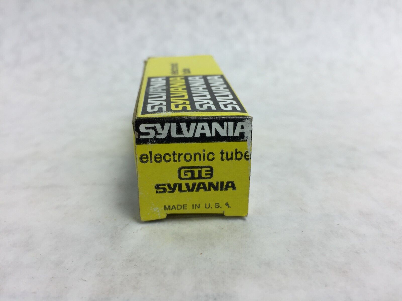 Slyvania Electronic Tube 6GK5  6FQ5A