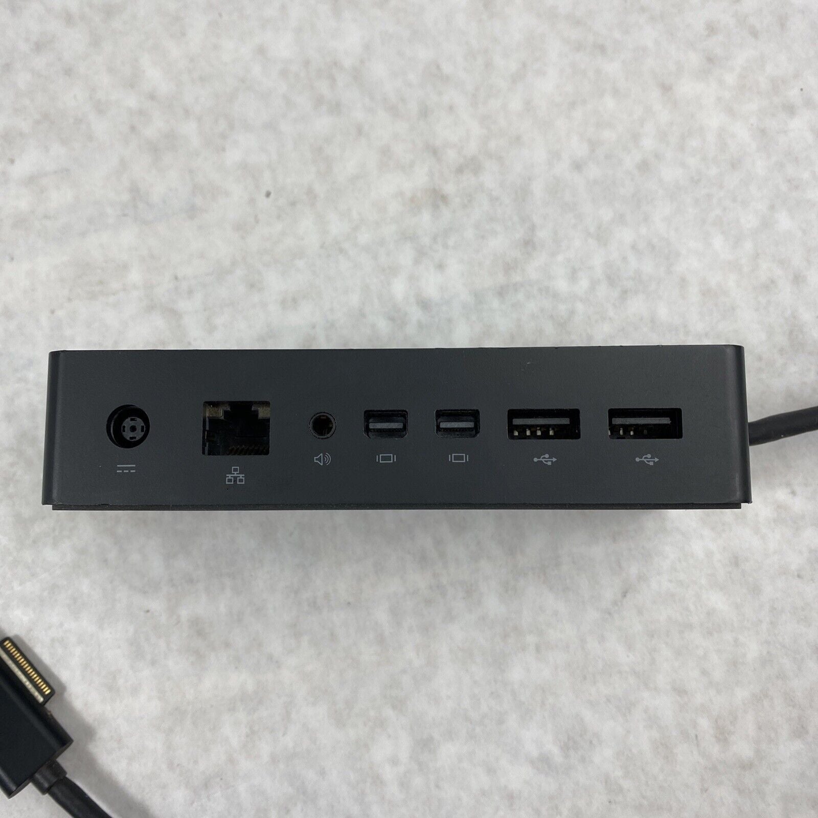 Microsoft outlet 1661 Surface Dock