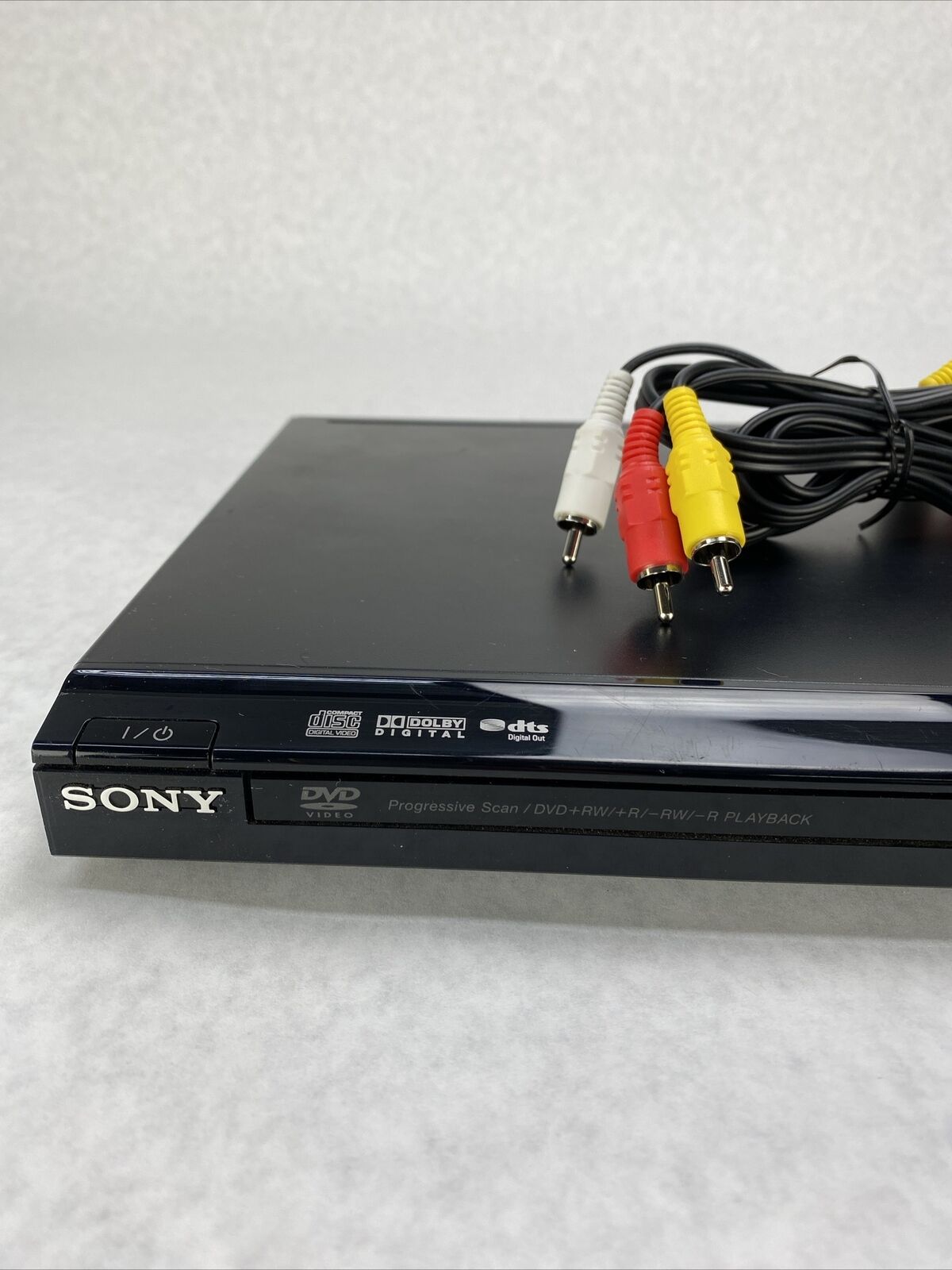 Sony DVP-SR200P DVD CD Player Black Tested NO REMOTE