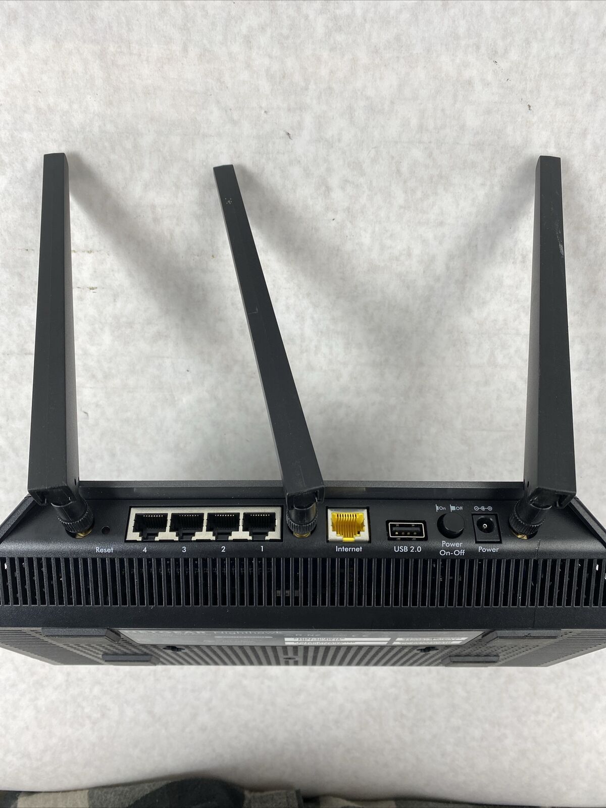 NetGear Nighthawk R7000 AC1900 Smart WiFi Router