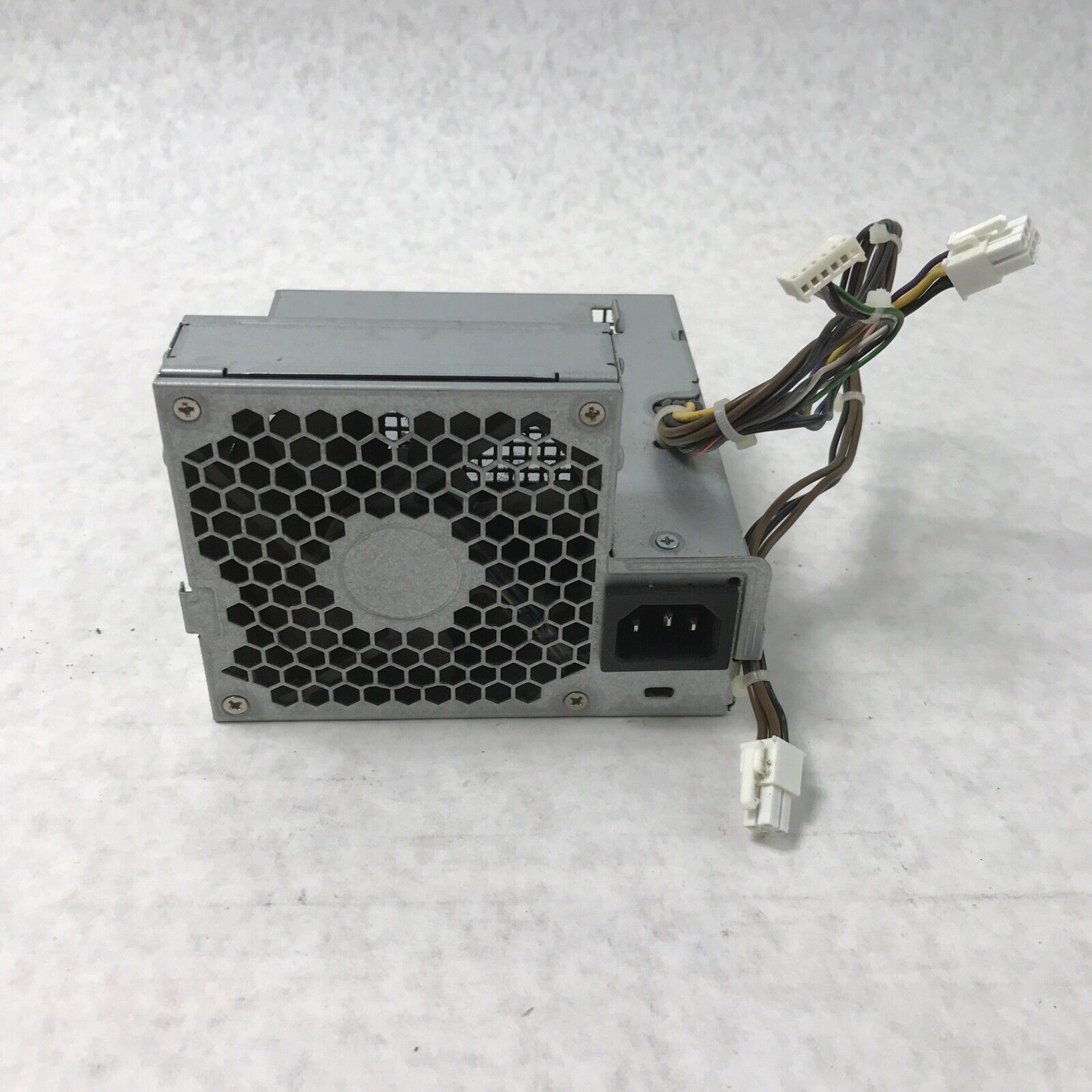 HP 503376-001 60Hz 240V 240W Power Supply (Tested and Working)