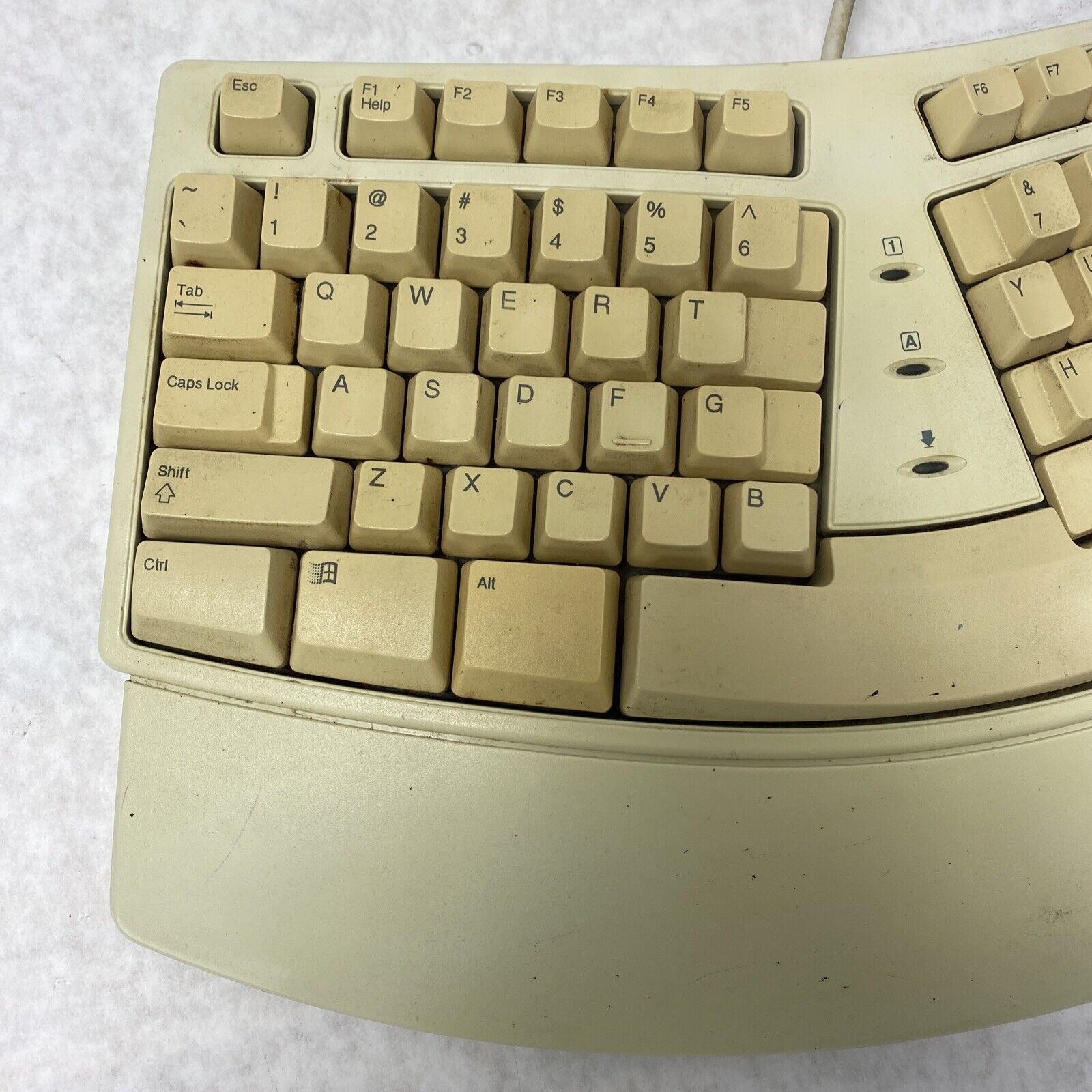 Microsoft E06401COMB Natural Keyboard Elite PS/2 X03-30785 Vintage Erg