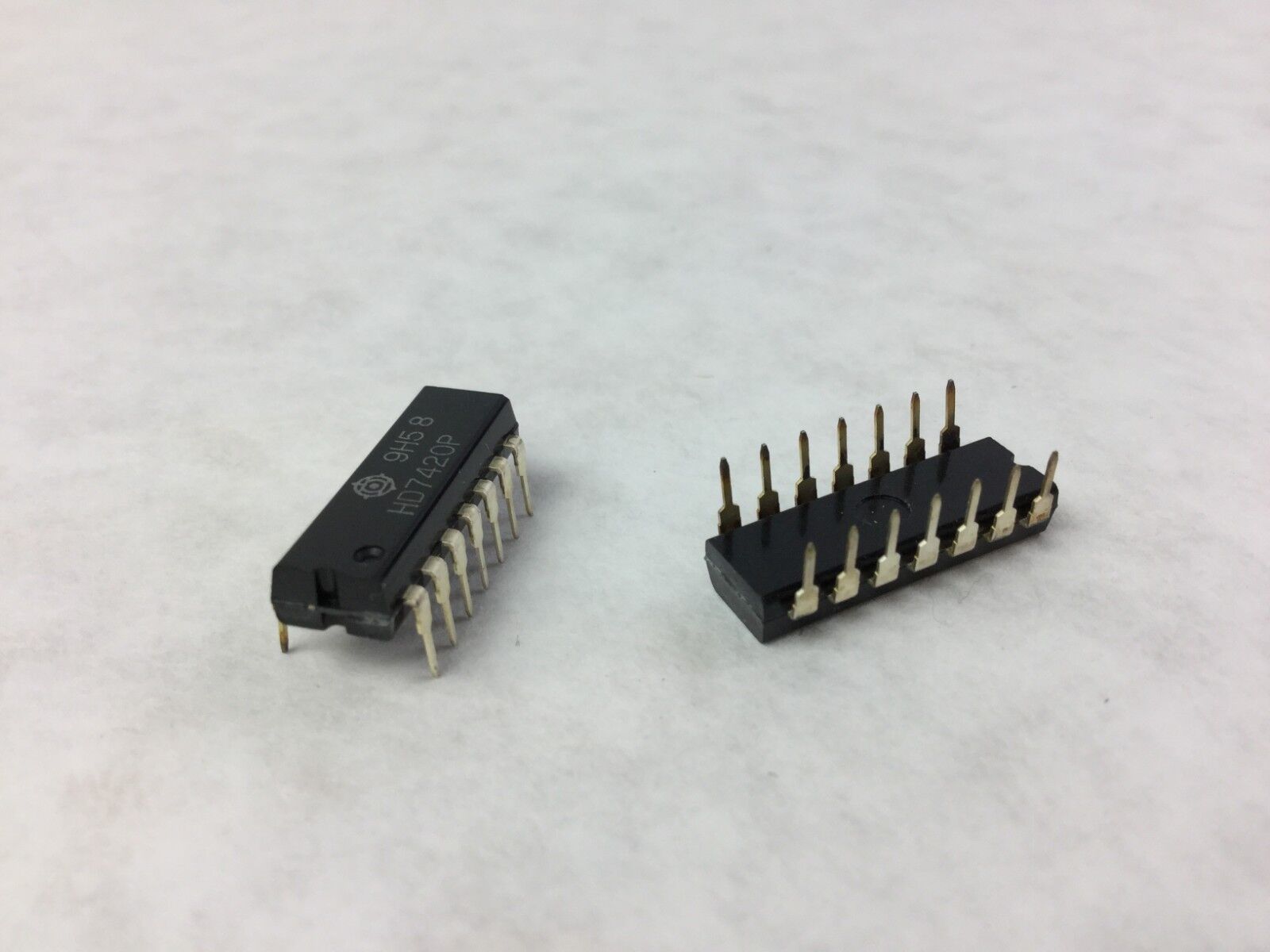 HD7420P Integrated Circuit Lot of 10