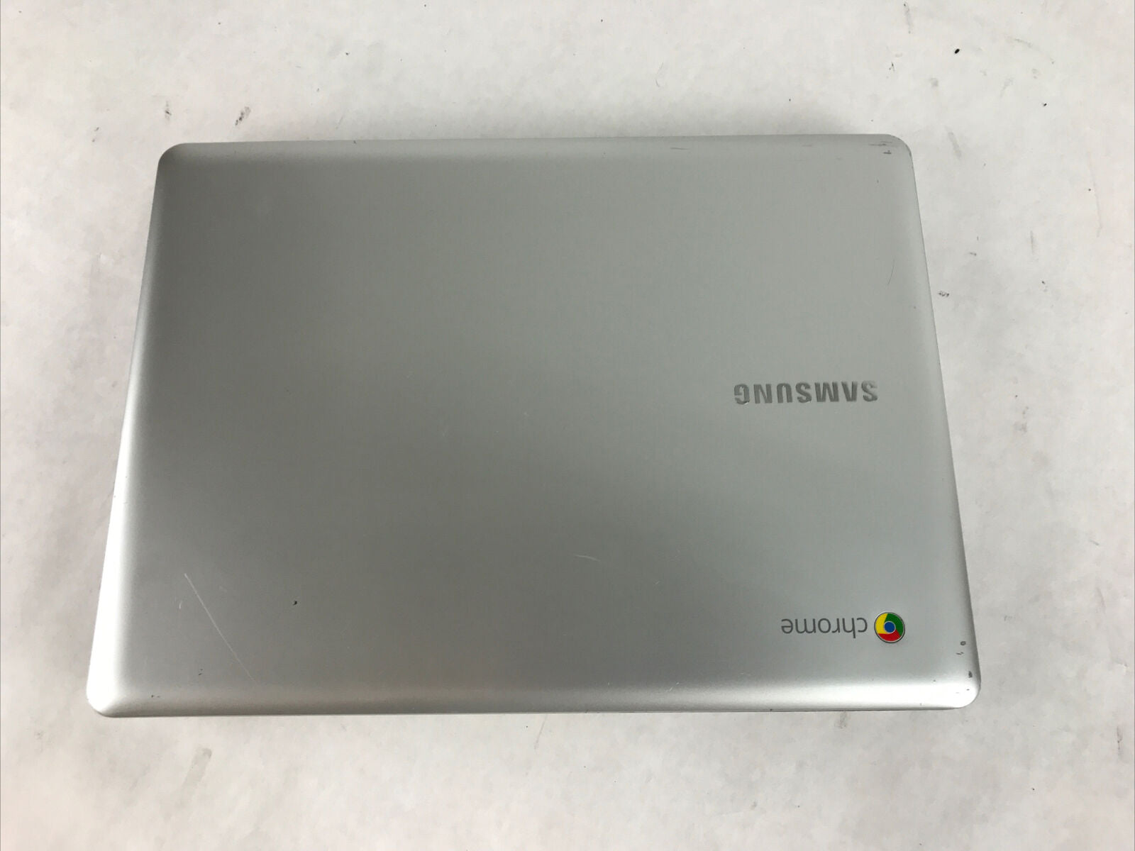 Samsung XE550C22 Chromebook - Celeron 1.30 GHz 4GB Ram 16GB - Battery Below 50%