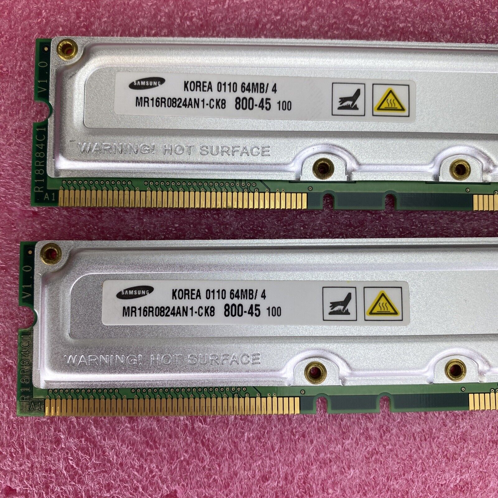 2x 64MB Samsung MR16R0824AN1-CK8IN 800-45 R18R84C1 V1.0 RAM memory