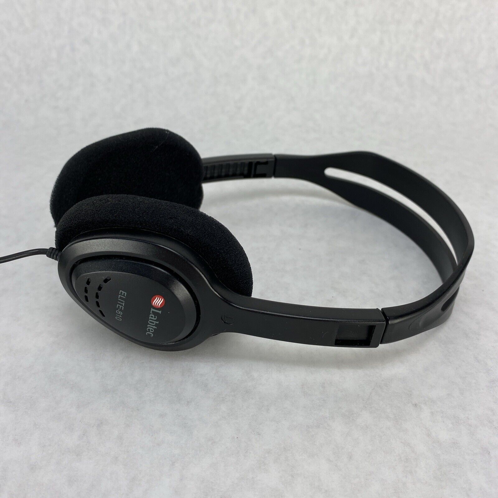 Labtec Elite 810 Wired Stereo Headphones