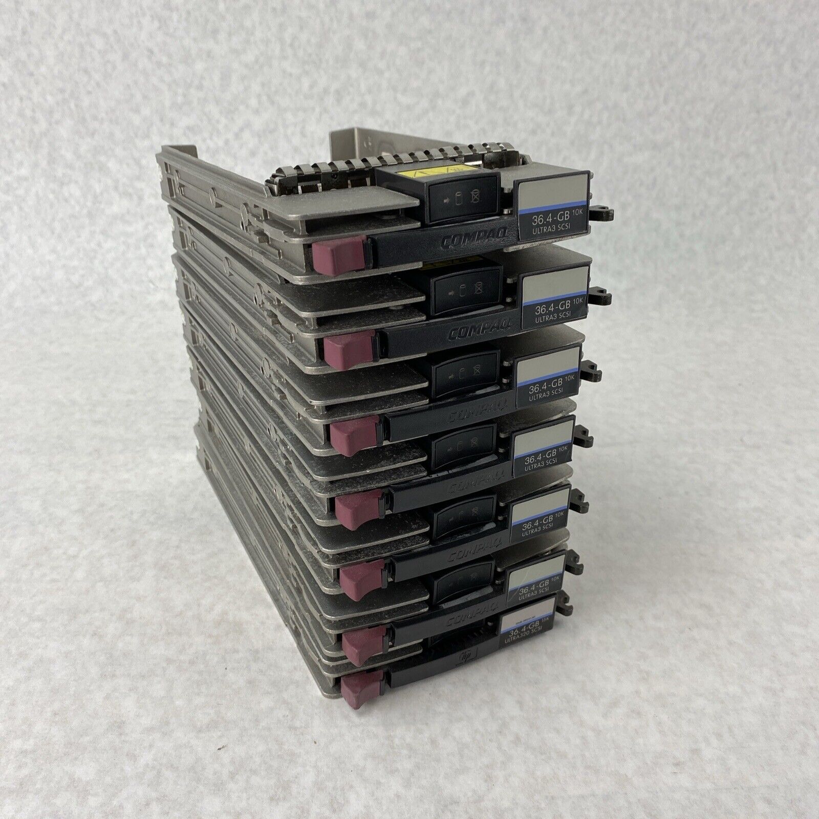 Lot of 7 HP Compaq 177986-001 Wide Ultra 3 HotPlug 3.5" Hard Drive Caddy Trays