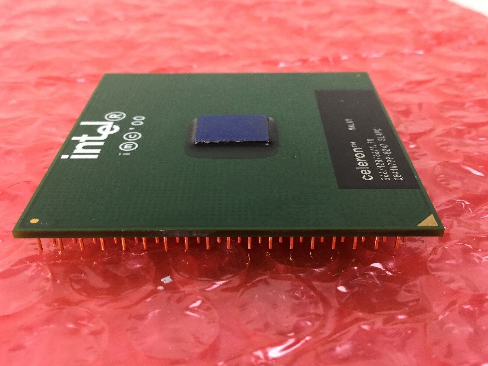 INTEL SL4PC Celeron 566/128/66/1.7V CPU