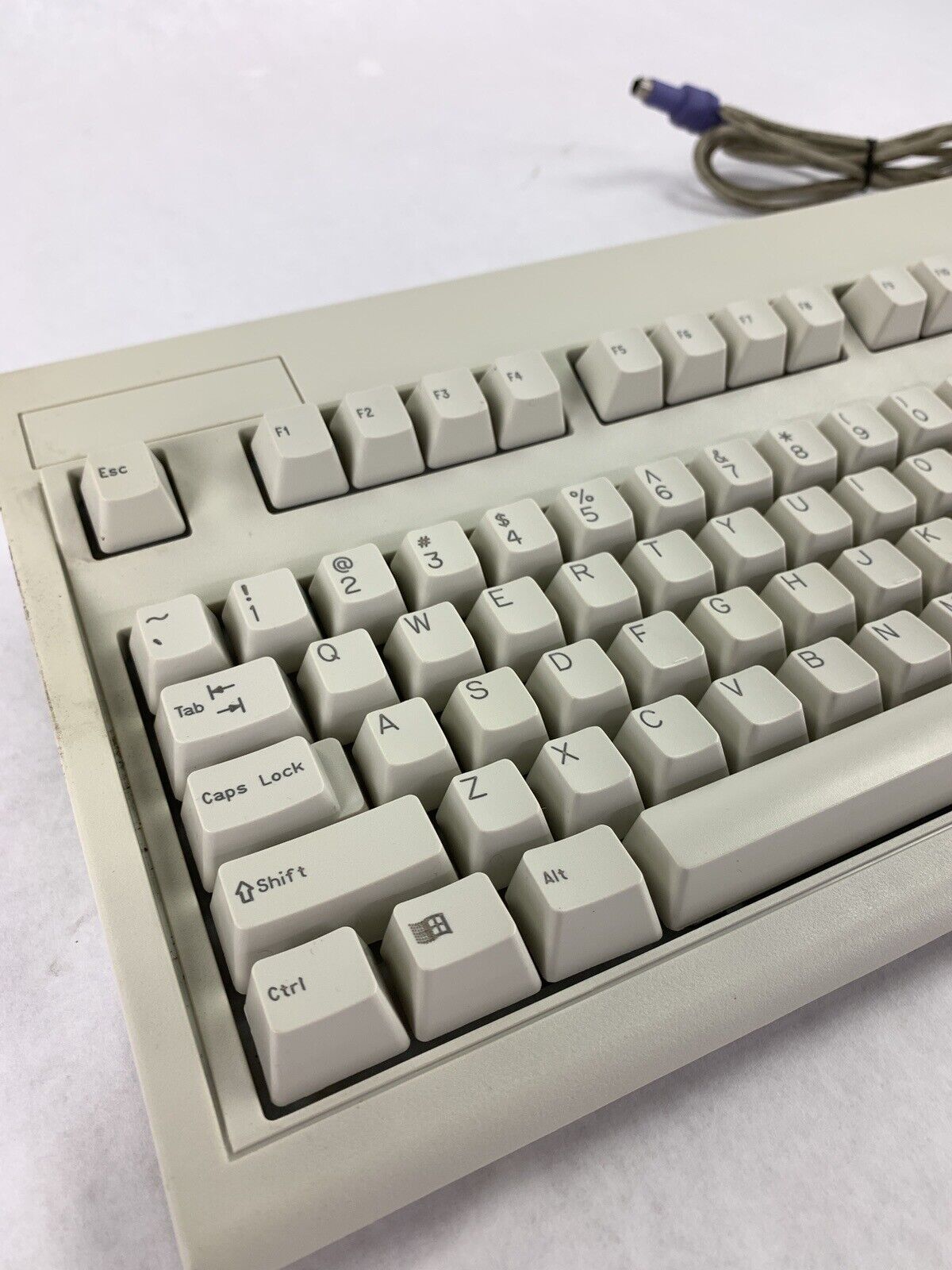 Vintage KeyTronic E03601QUS201-C Wired PS/2 Desktop Keyboard