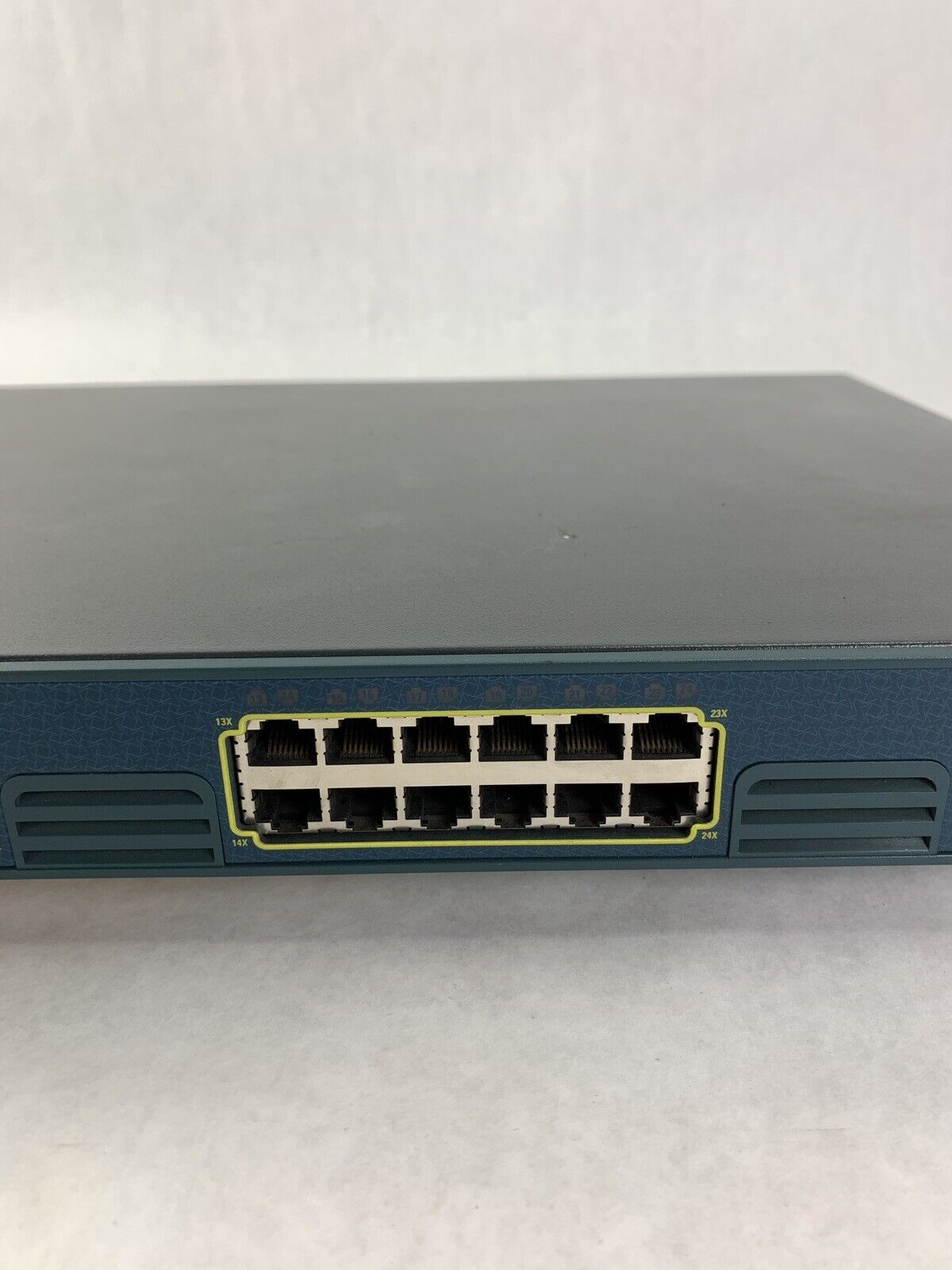 Cisco Catalyst 2970 WS-C2970G-24T-E 24-Port Gigabit Managed Ethernet Switch