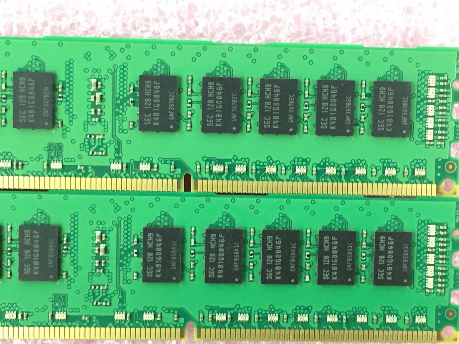 4GB Kit (2x 2GB) 2Rx8 PC3-1600R-09-10-B0-P1 Samsung M393B5673FH0-CH9Q5