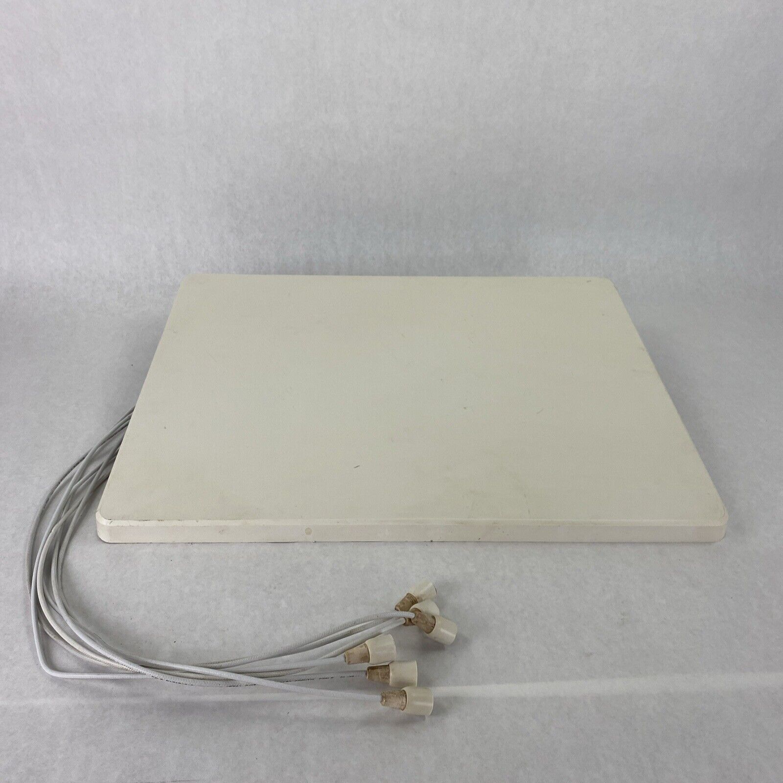 Cisco Meraki MA-ANT-3-F6 Indoor Narrow Patch Antenna