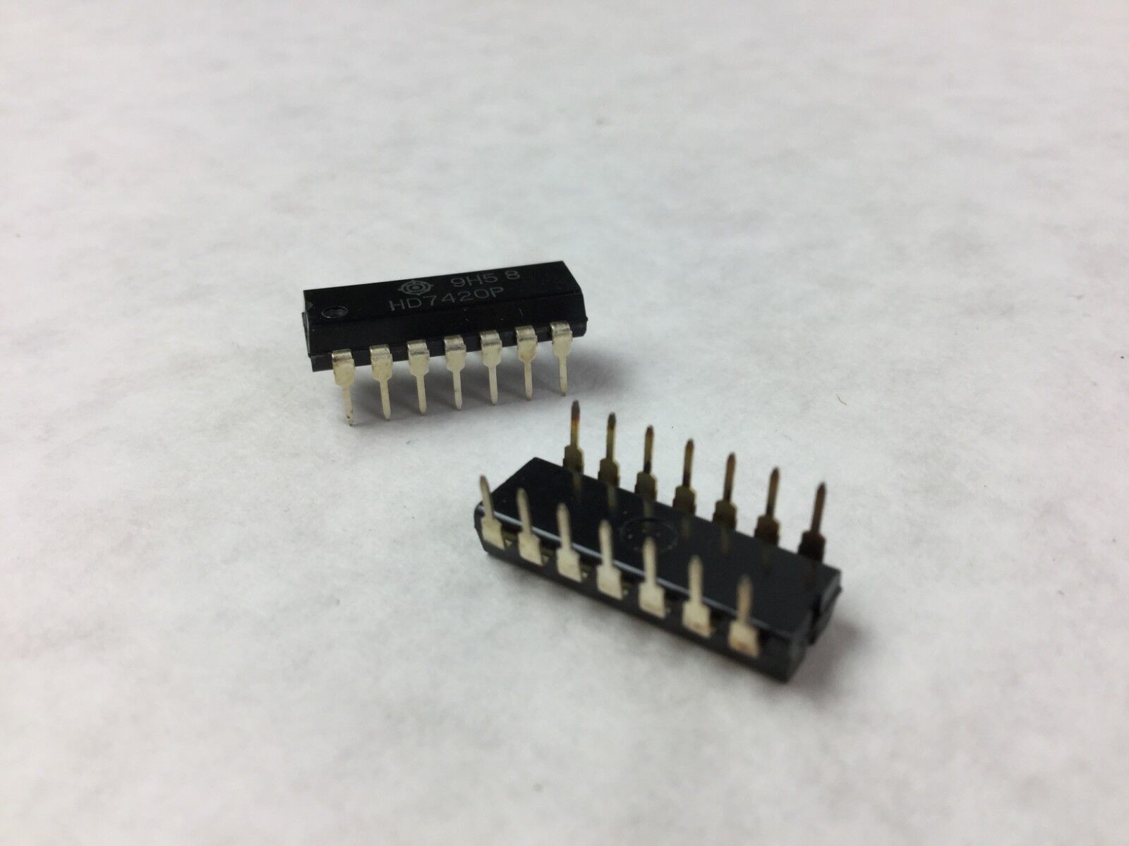 HD7420P Integrated Circuit Lot of 10