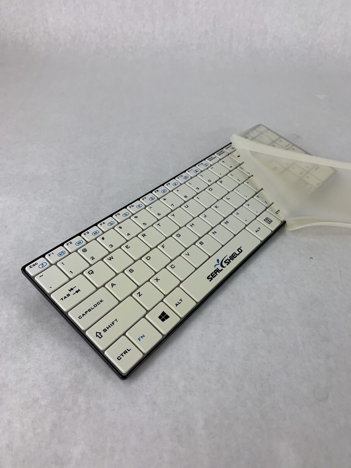 Seal Shield SSWKSV099W Medical Wireless Waterproof Keyboard Tested No Receiver