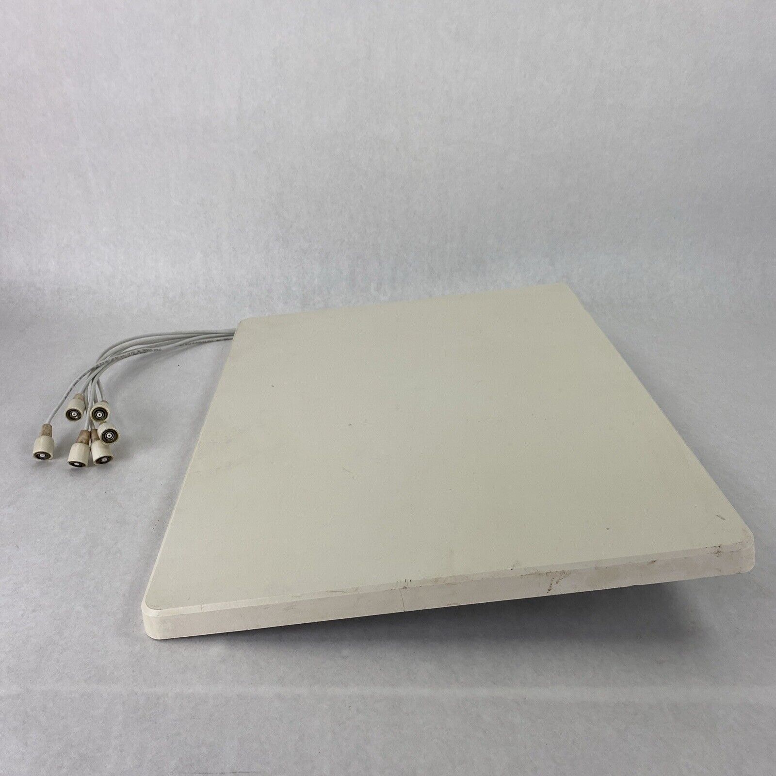 Cisco Meraki MA-ANT-3-F6 Indoor Narrow Patch Antenna