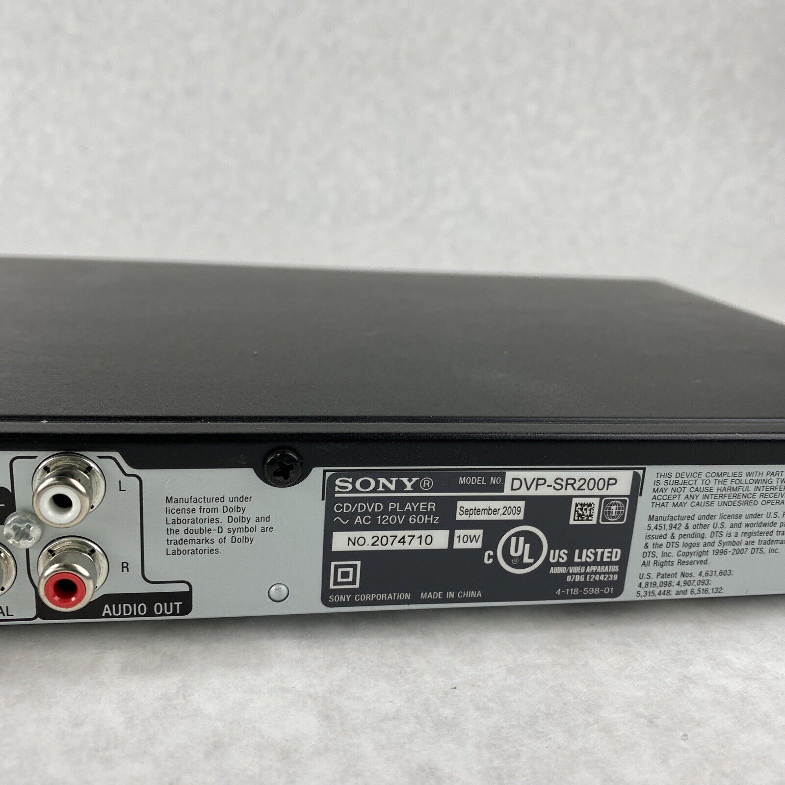 Sony DVP-SR200P DVD/CD Player + Remote NEEDS REPAIR