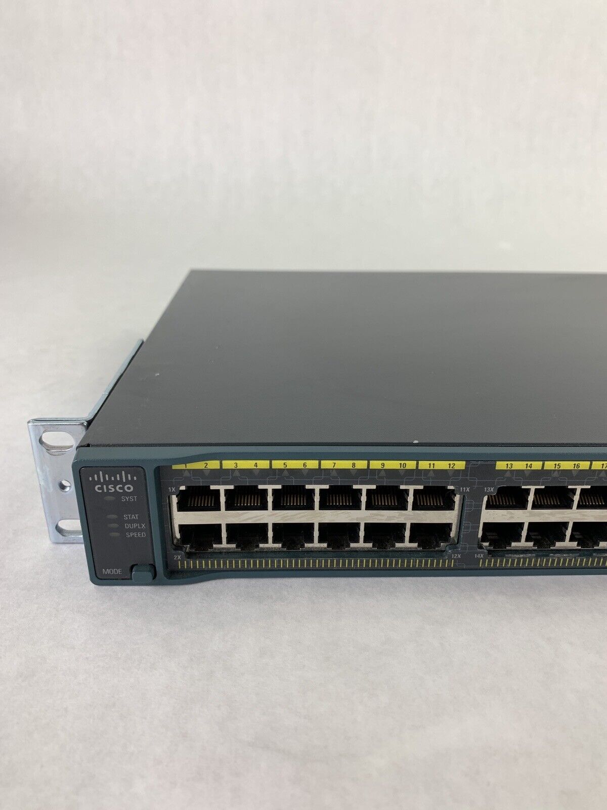 Cisco Catalyst 2960 Series WS-C2960-48TT-S 48 Port Managed Ethernet Switch