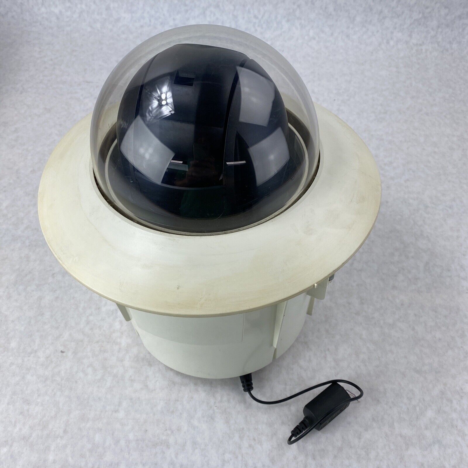 Hanwha SCP-2373N Digital Color PTZ Camera in SHP-3701F Dome-Flushing Housing