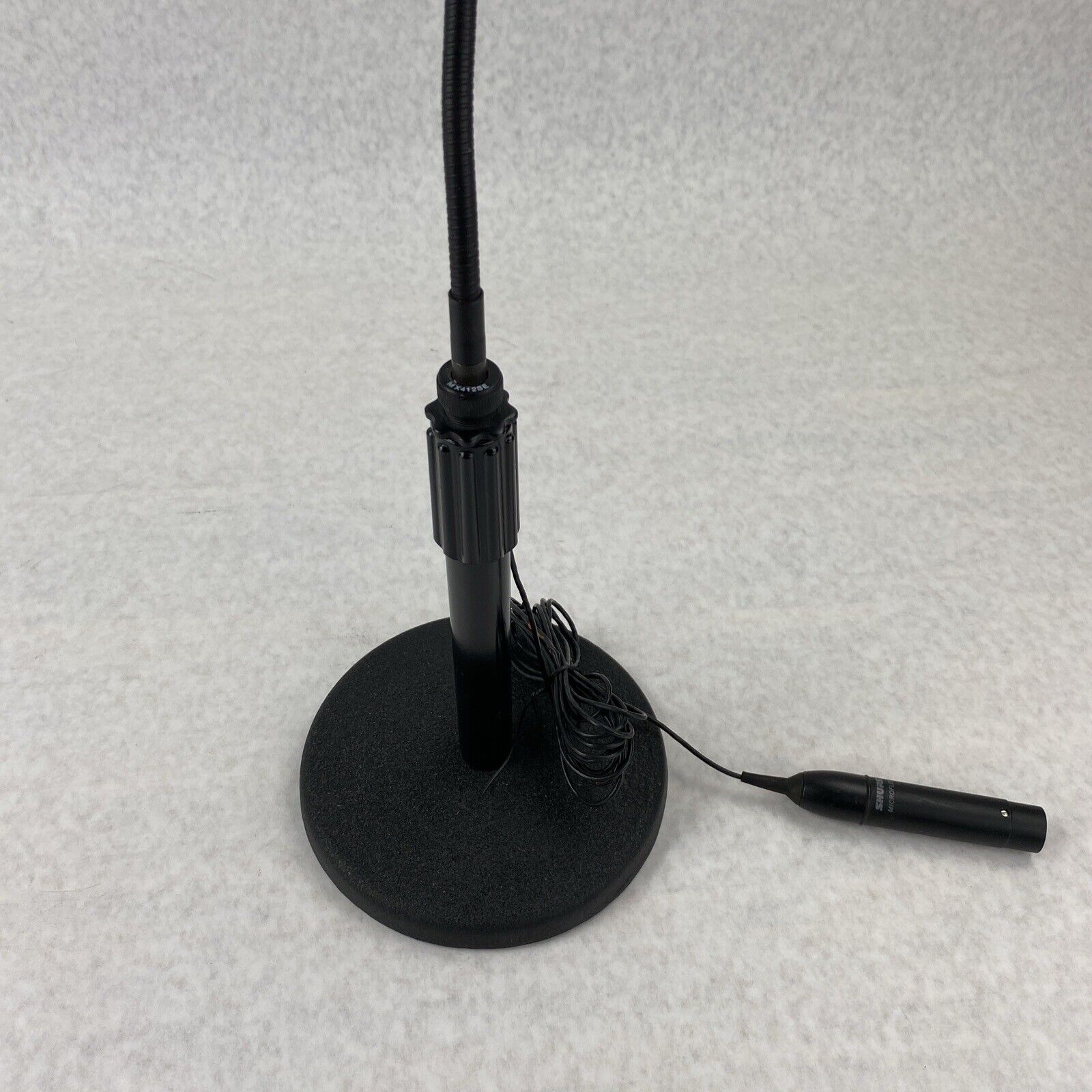 Shure MX412SE Gooseneck Microphone w/ On-Stage Stand DS7200B