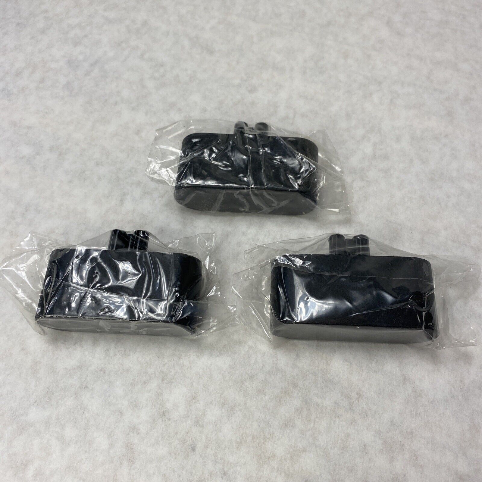 Lot of 3 OEM Dell V7K50 Longwell 3-Prong Wall Outlet Adapter 125V