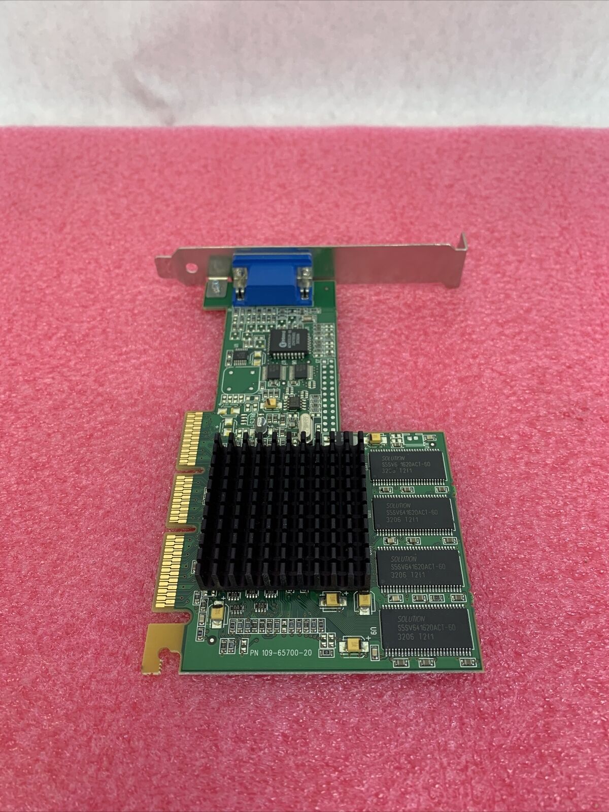 Xpert 2000Pro Ultra 32M AGP ATI Graphics Card