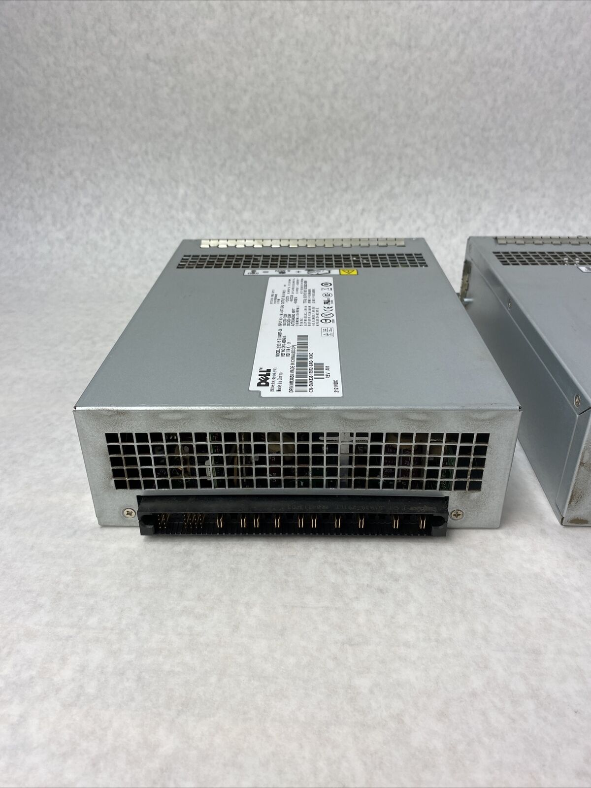 Lot of 2 Dell D488P-S0 Switching Power Supply Max 488W 12V 27A MX838