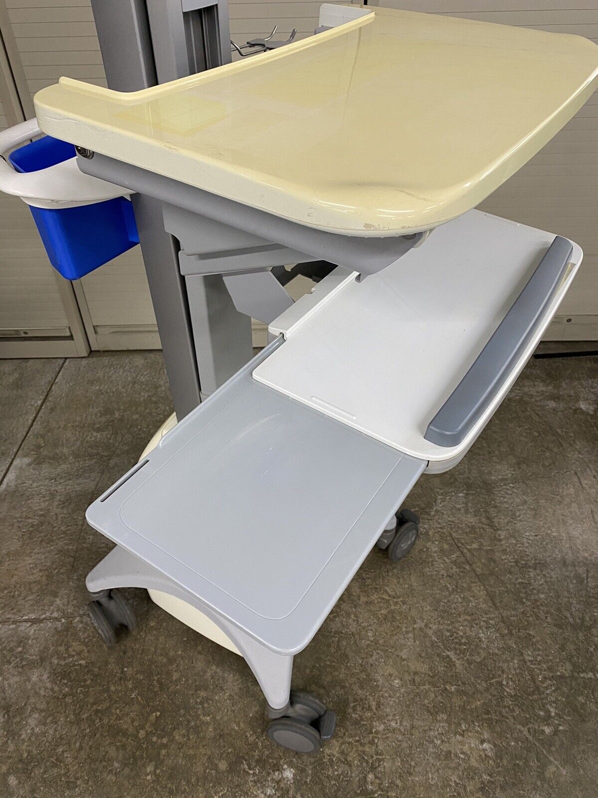 Ergotron Laptop Computer Cart for Medical Healthcare