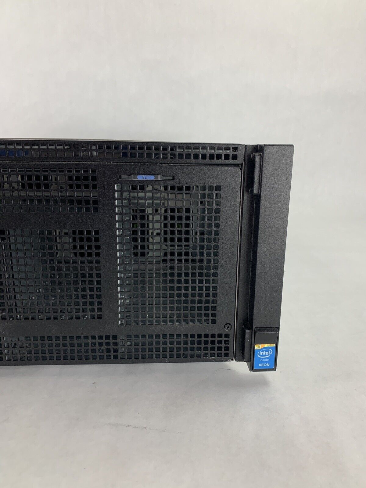 Dell PowerEdge R930 Server 4x E7-8891 2.8 GHz 256 GB RAM No HDD No OS 2x PS