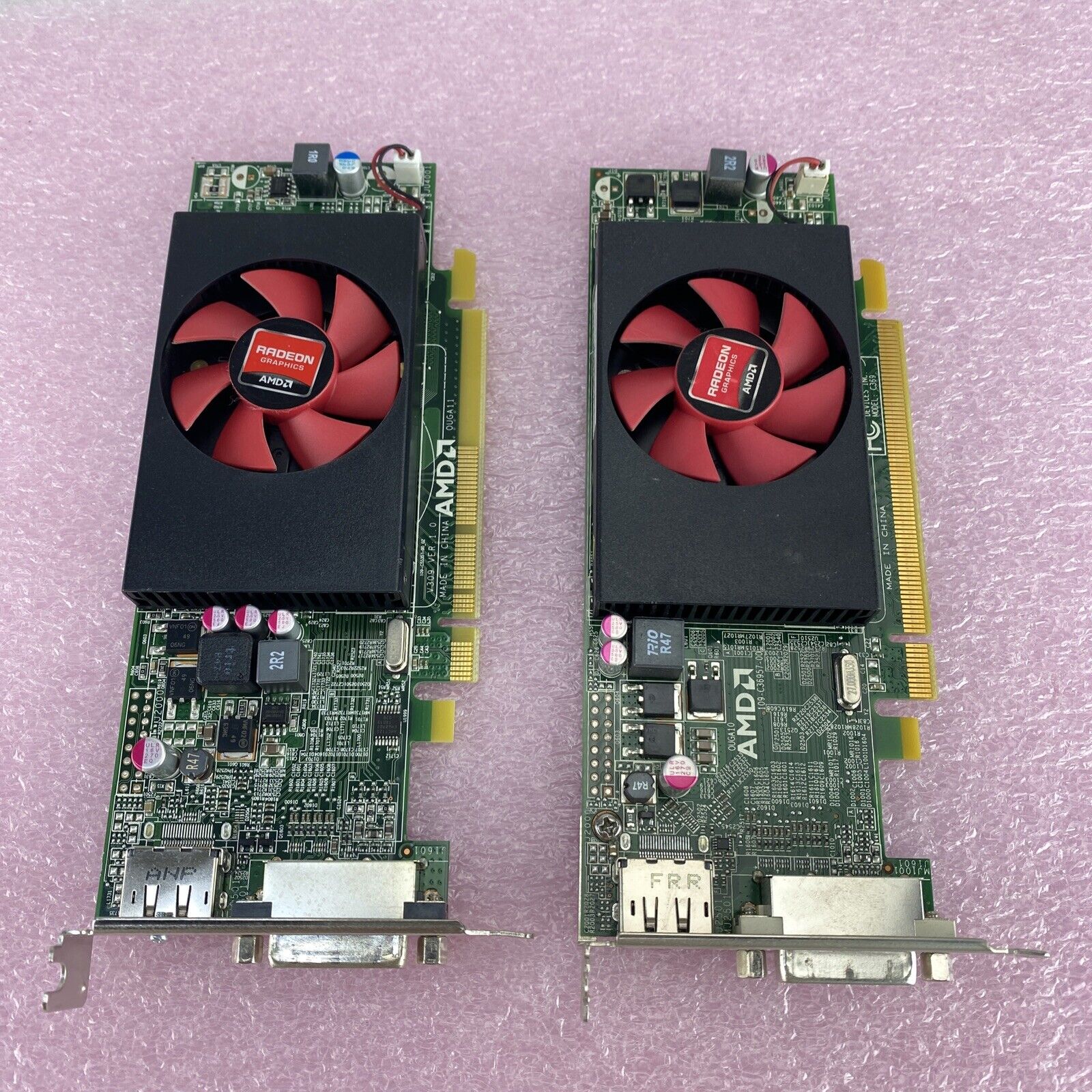 Lot( 2 ) AMD 0F9P1R Radeon HD8490 1GB DDR3 DVI DP PCIe Graphics Card Low Profile