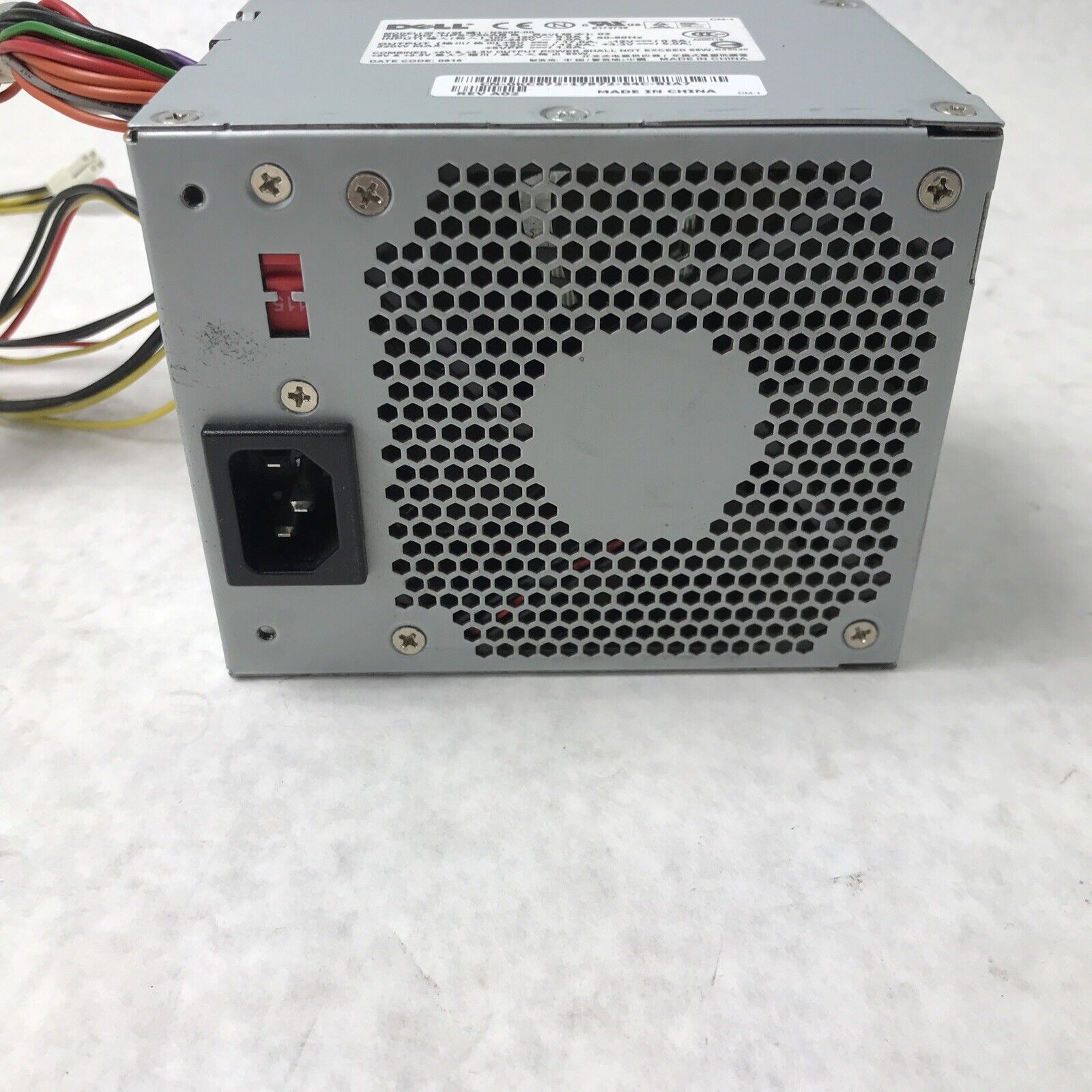 Dell KC672 240V 24-Pin 60Hz 8.0A 220W Desktop Power Supply N220P-00 0KC672