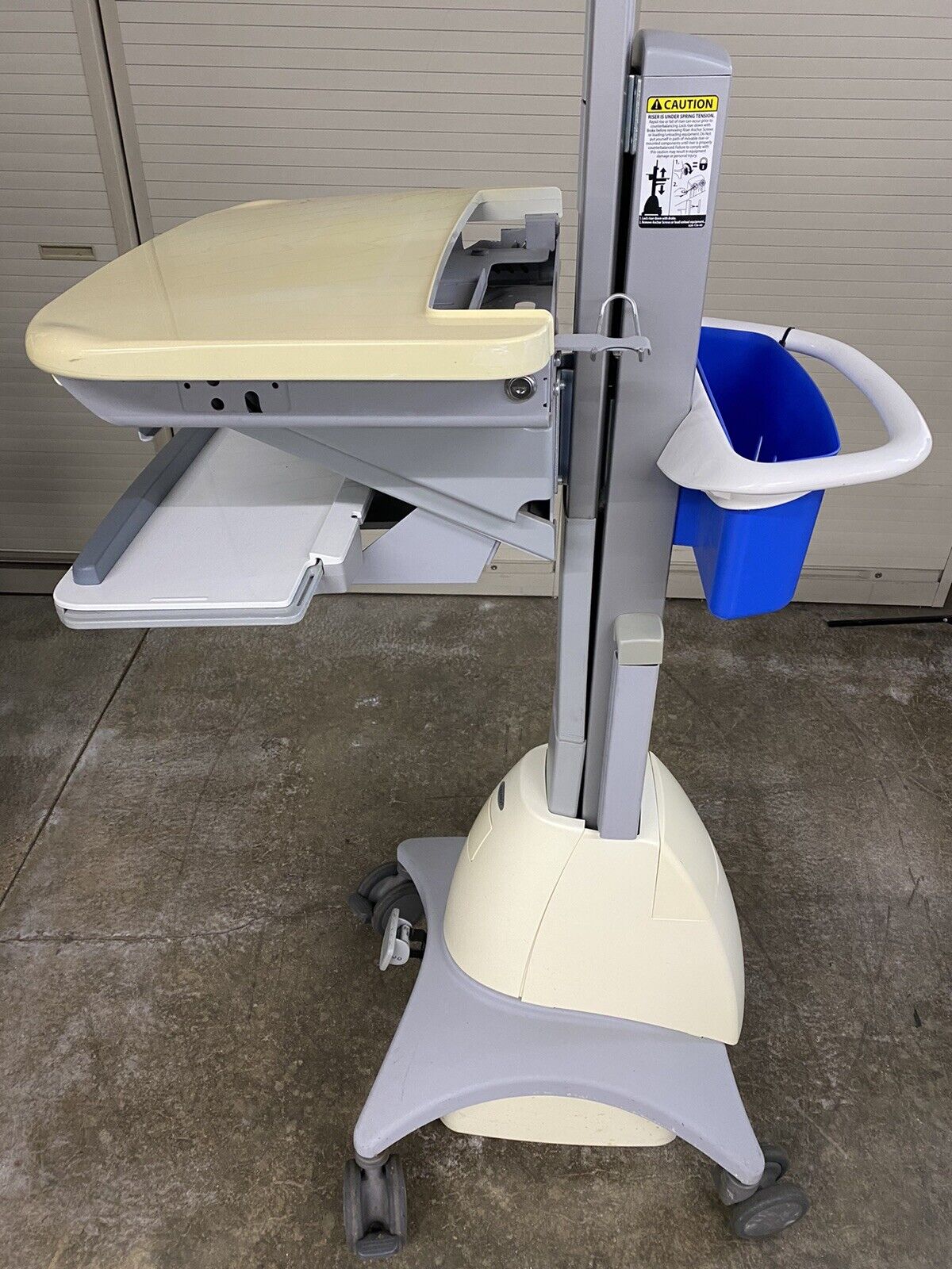 Ergotron Laptop Computer Cart for Medical Healthcare