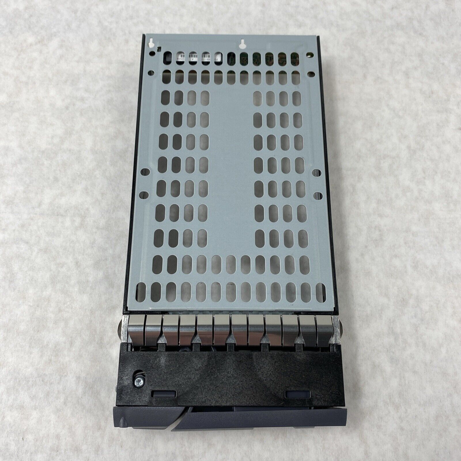 Lot of 8 NetApp 0095673-10 SAS / SATA Hard Drive Caddy Tray 0961208-20