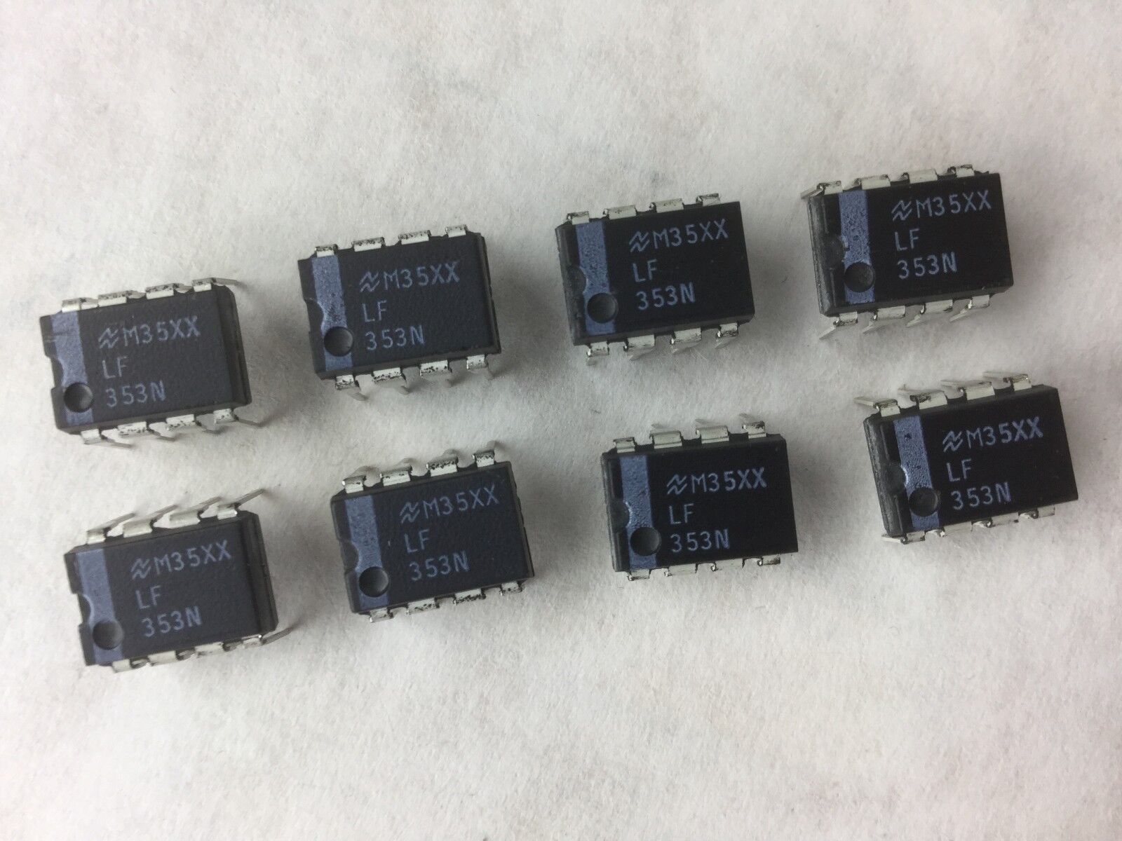 M35XX, 353N, 8 Pin Dip Circuit (Lot of 8)