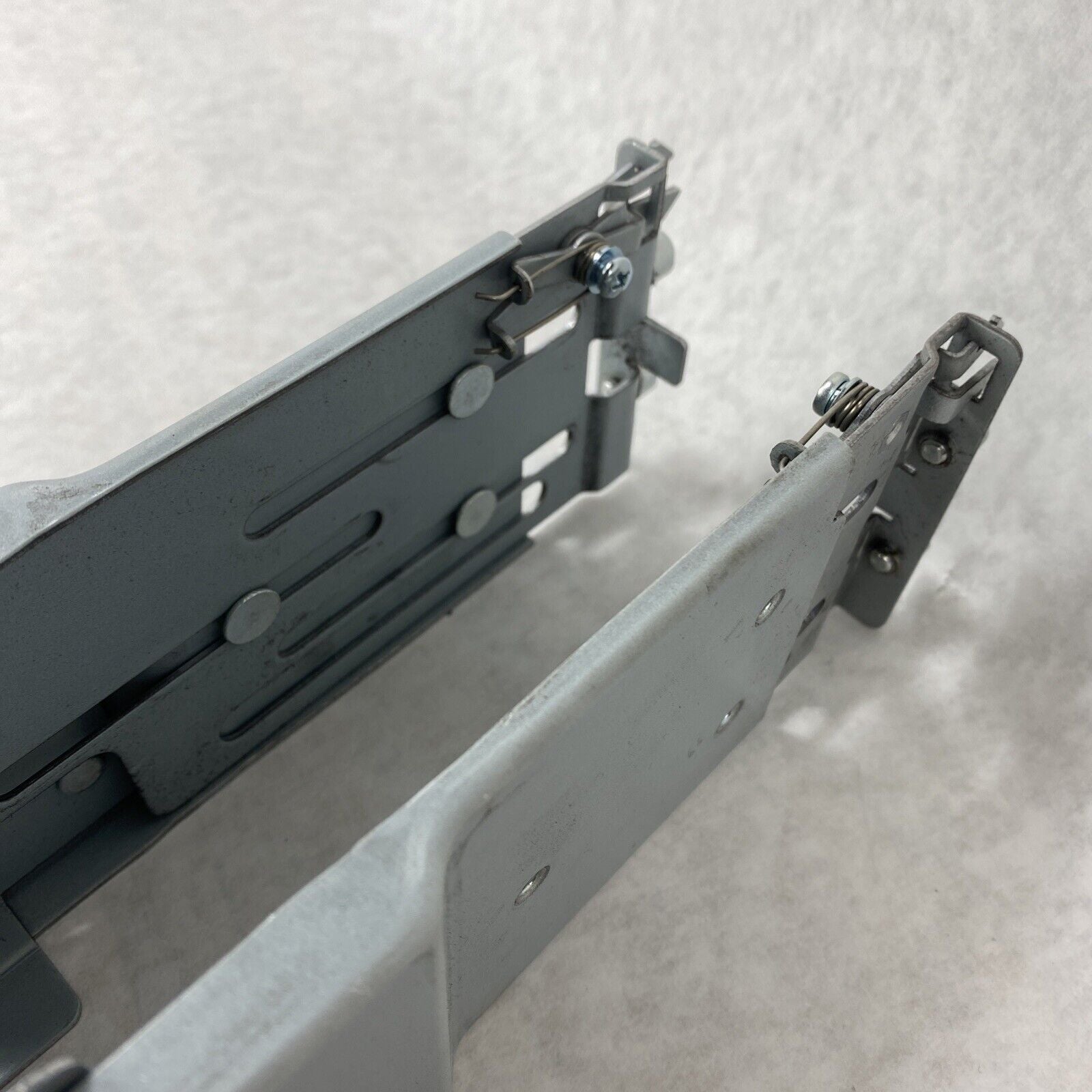 HP 7041150 Rail Set for Storageworks 30/50/1000 7462839-03 (L) + 7462839-04 (R)