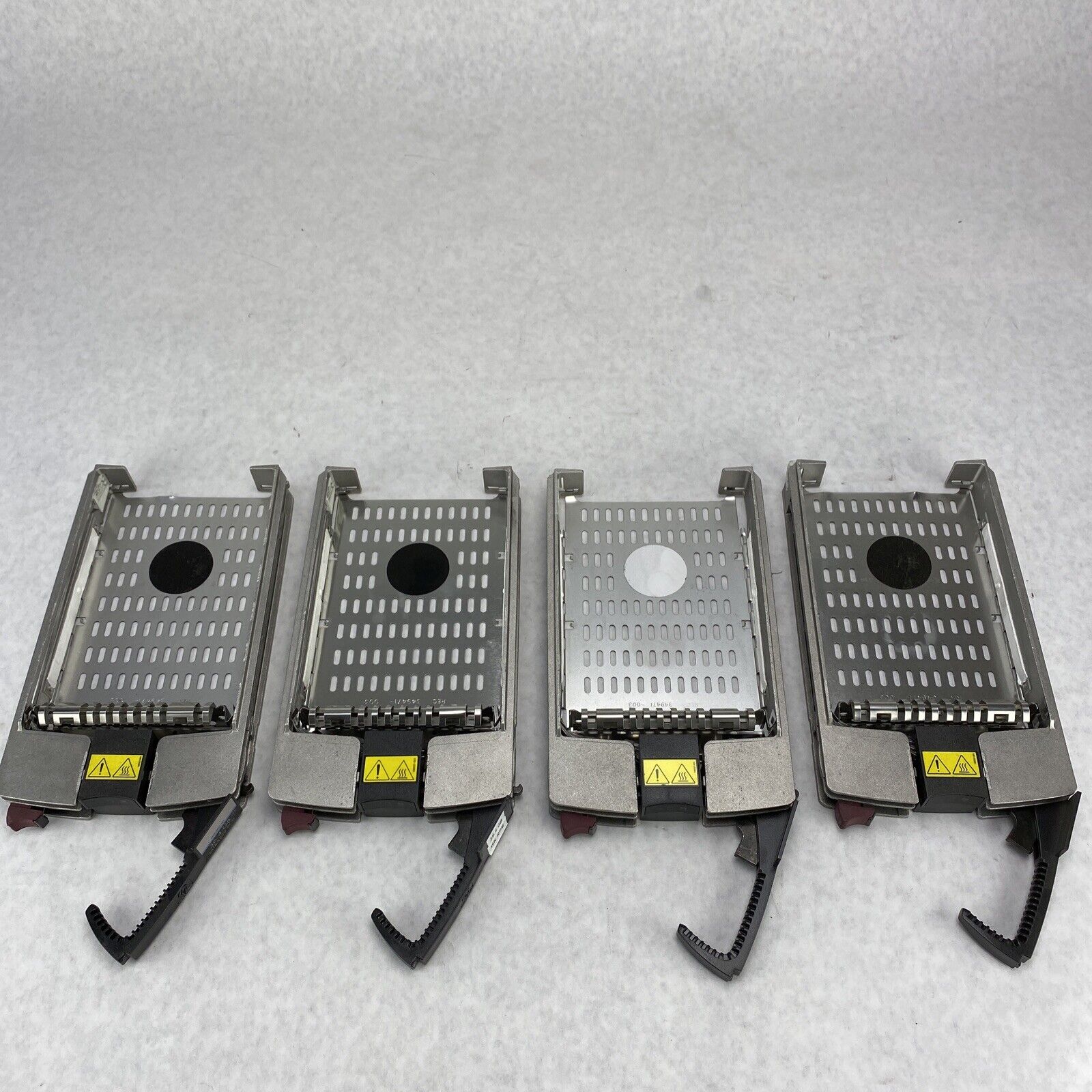 Lot of 4 Genuine HP ULTRA320 3.5" SCSI 289241-001 HDD Caddy Trays 36.4GB 15K RPM