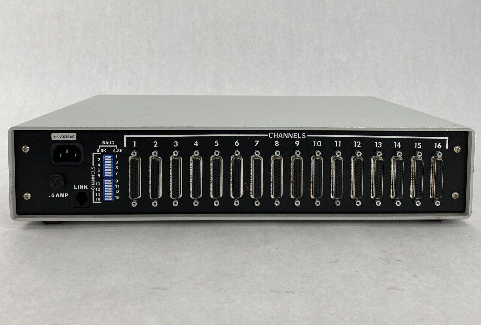 Inmac Clear Signal Mux 16-Channels w/ Power Cord